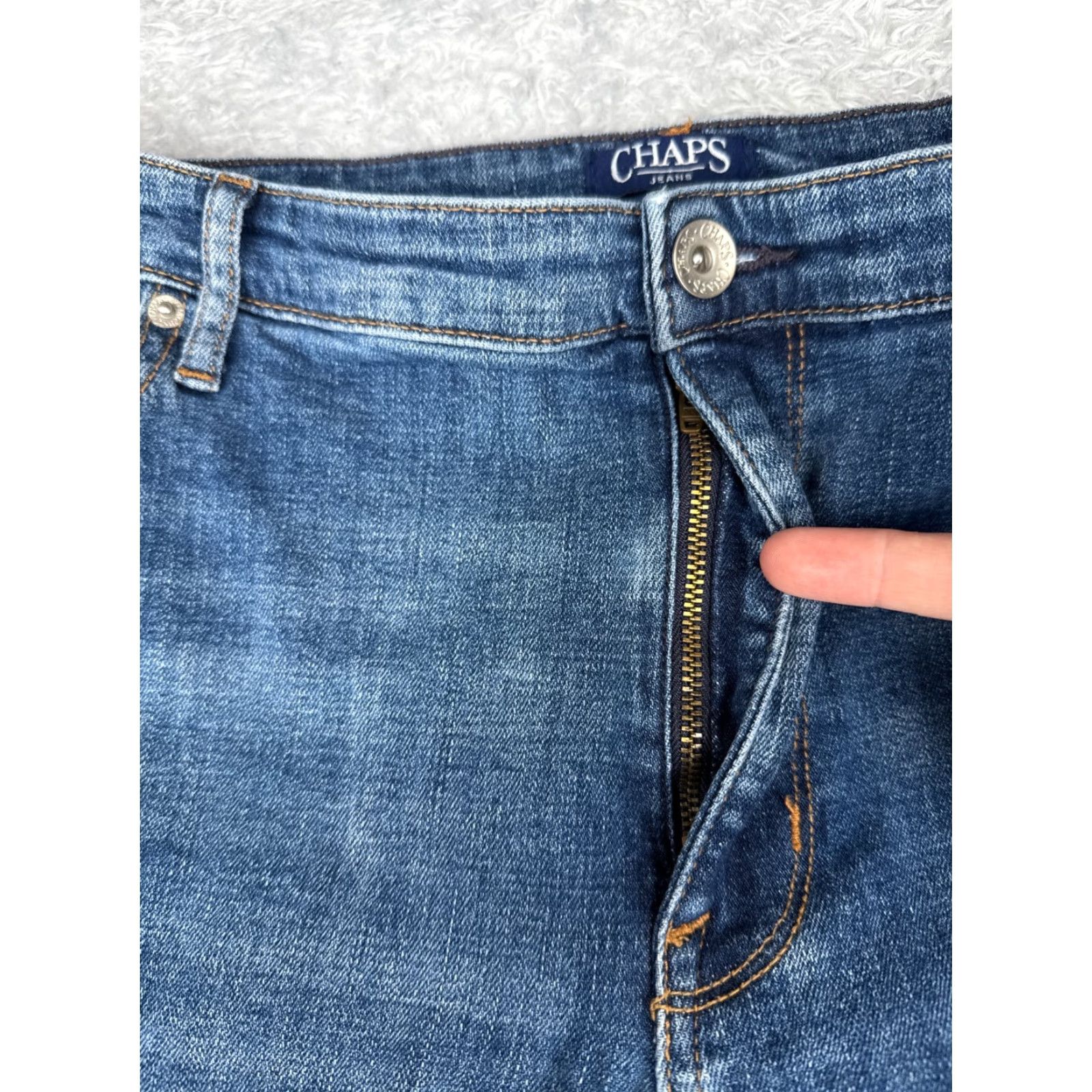 Chaps Chaps Jeans Womens 14 Blue Denim Slim Boyfriend Straight Leg Cotton Blend 34x28 Size 36" / US 14 / IT 50 - 5 Thumbnail