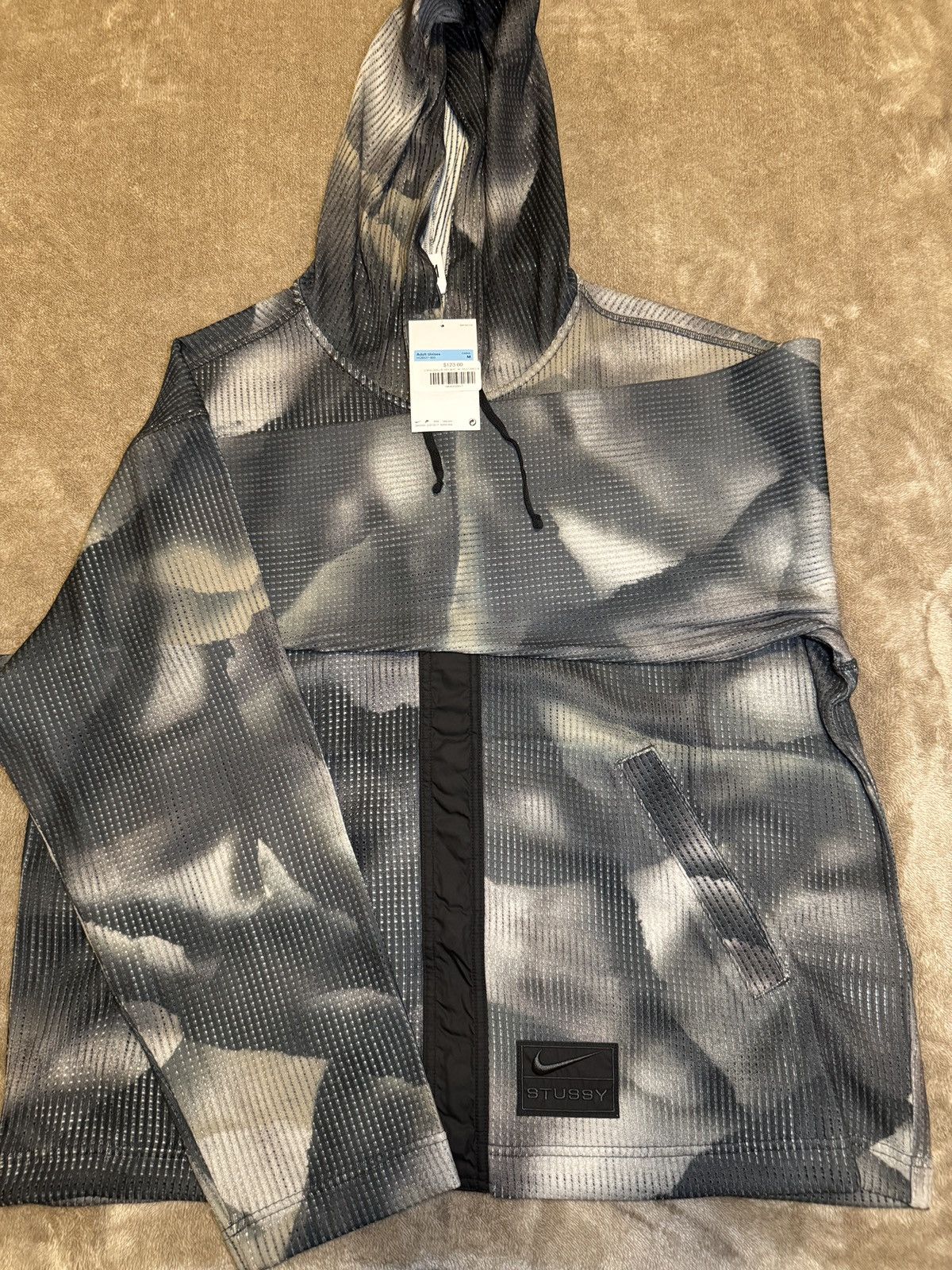Nike × Stussy 🔥 Nike x Stüssy Mesh Hoodie (Black/Grey) – Size M 🔥 Size US M / EU 48-50 / 2 - 7 Thumbnail
