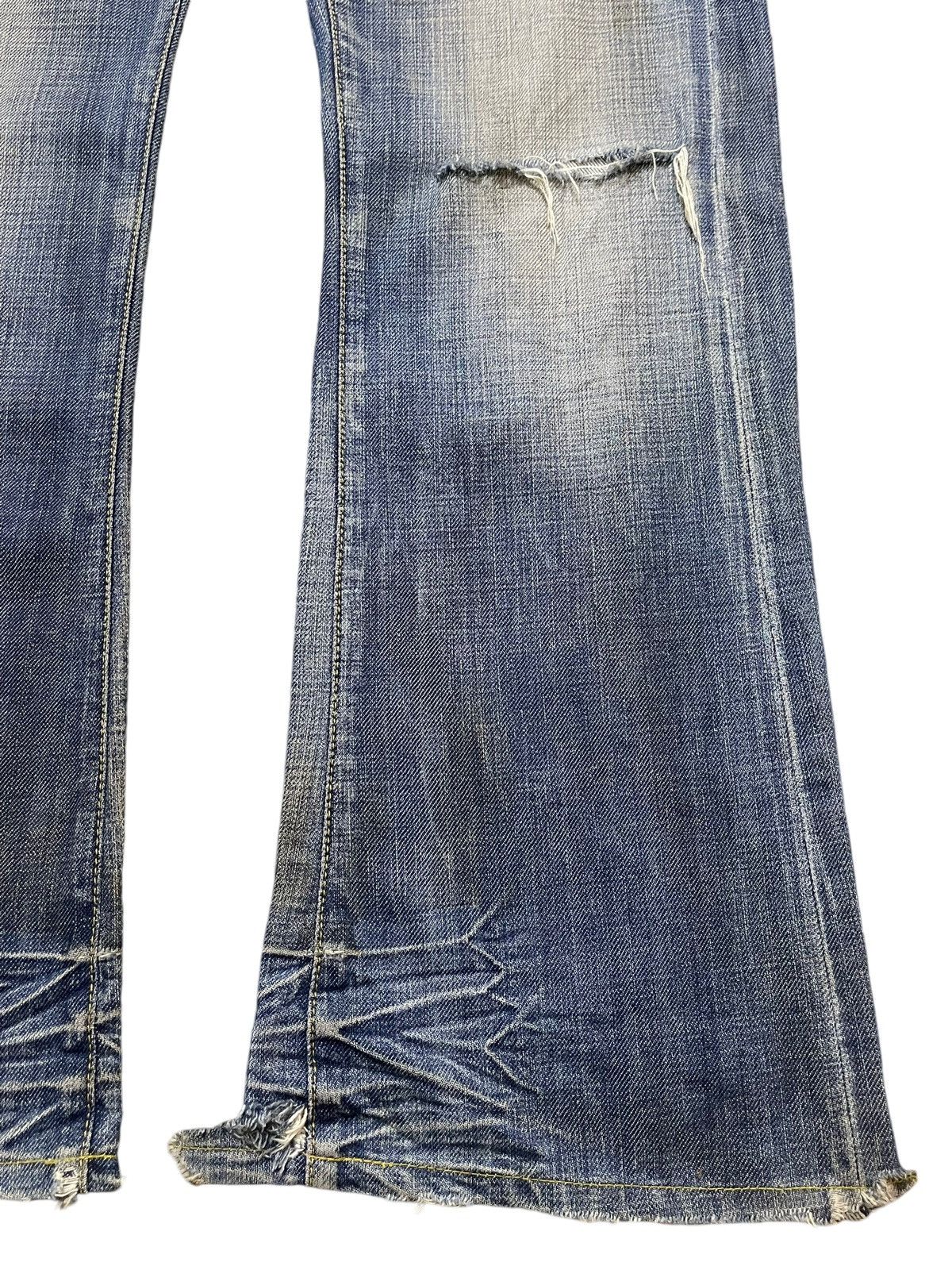 Energie Vintage Italian Energie Blue Faded Wash Distress Flare Jeans Size US 30 / EU 46 - 8 Thumbnail