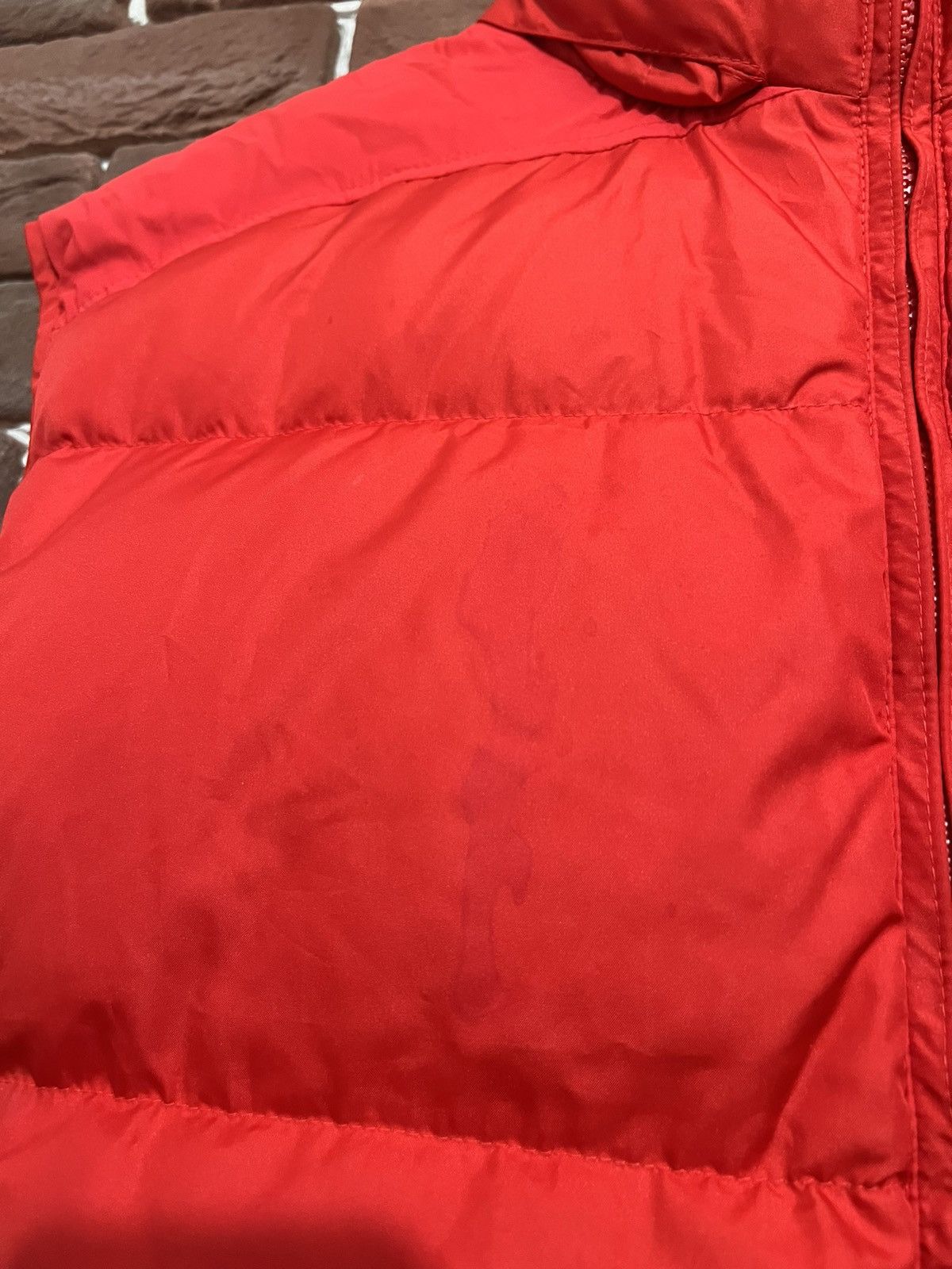 Nike Vintage 00s Nike Swoosh Red Down Puffer Hooded Vest Size XXL Size US XXL / EU 58 / 5 - 3 Thumbnail