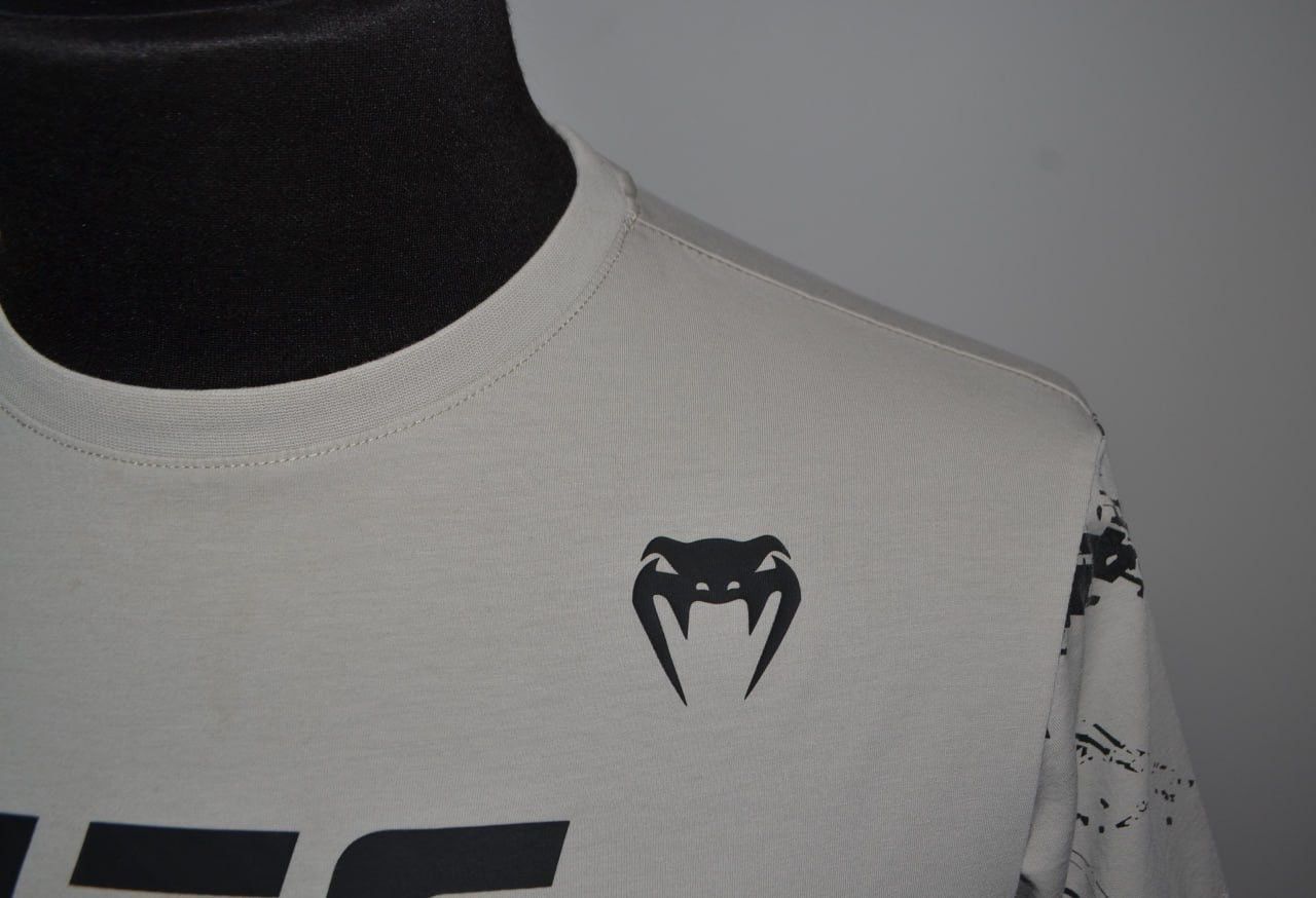 UFC Venum UFC Authentic Fight Week Short Sleeve T-Shirt Size M Size US M / EU 48-50 / 2 - 3 Thumbnail