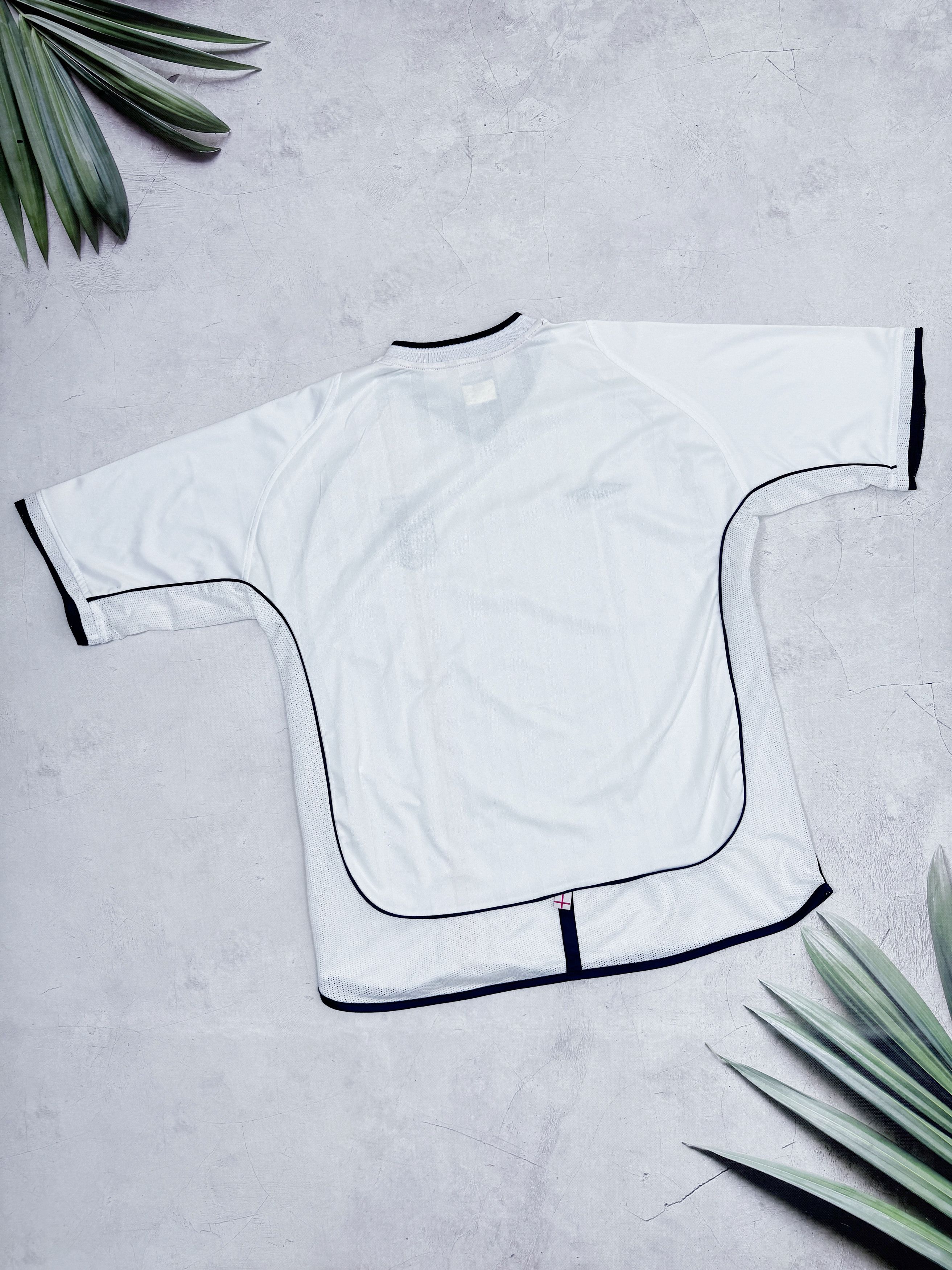 Umbro × Vintage Vintage 2001 England Home Shirt by Umbro Size US L / EU 52-54 / 3 - 9 Thumbnail