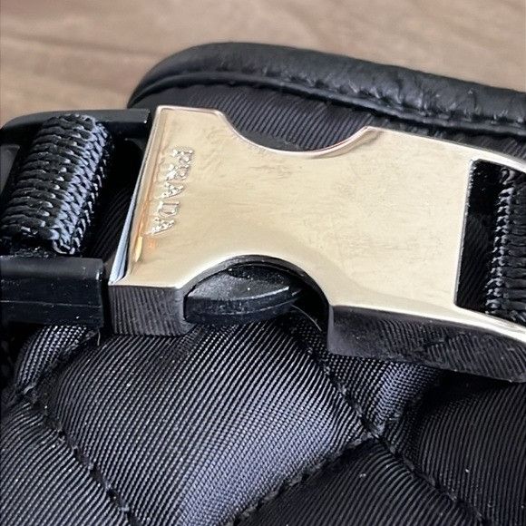 Prada Prada Quilted Engraved Silver Logo Buckle Cashmere Lined 7.5 Size ONE SIZE - 6 Thumbnail