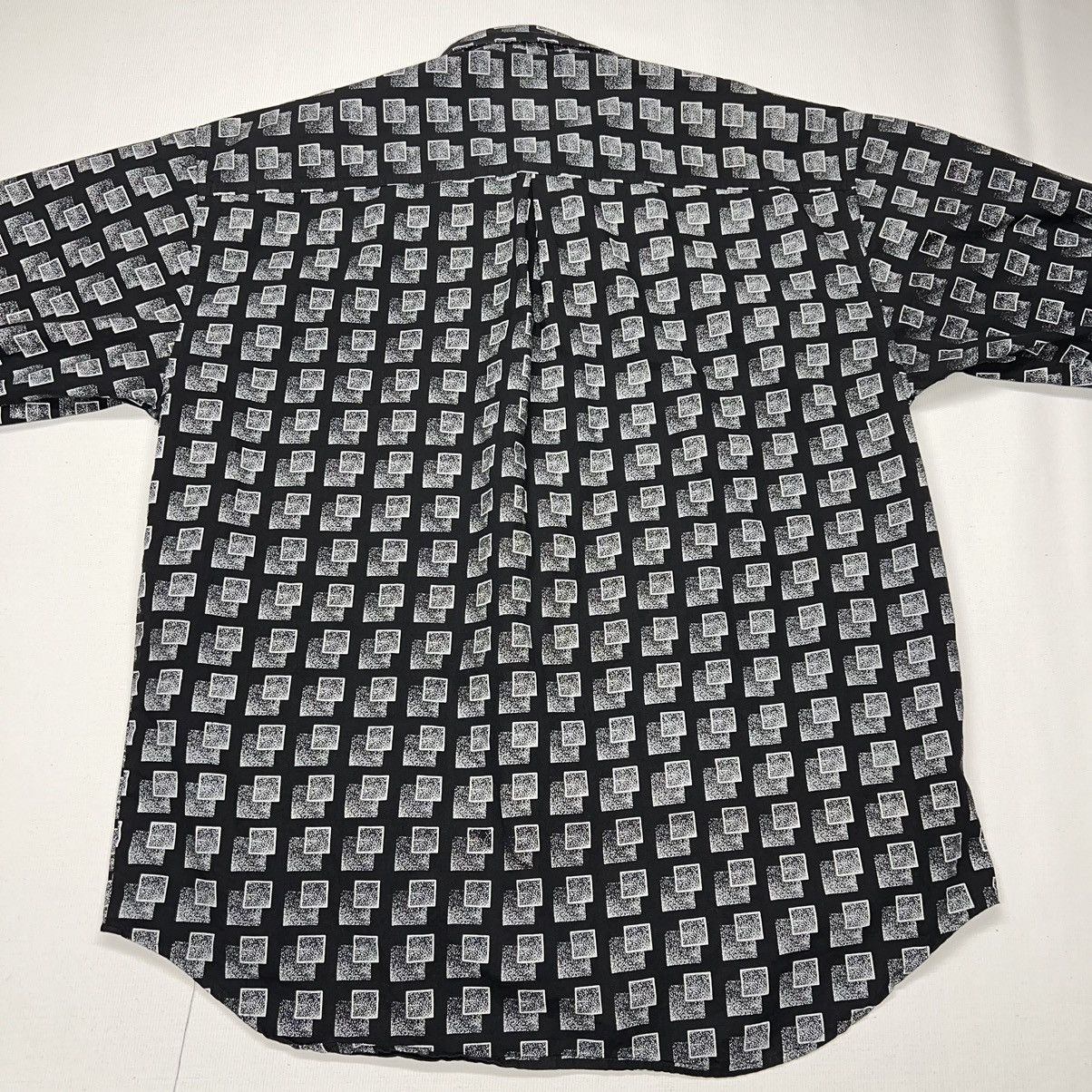 Vintage Vincente Nesi Button Up Shirt Black Print Geometric Squares Size US L / EU 52-54 / 3 - 12 Thumbnail