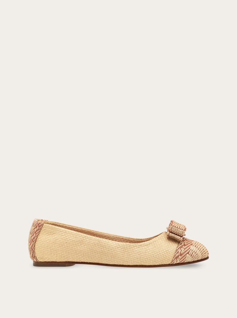 Salvatore Ferragamo o1s1rm0126 Varina Ballet Flats in Beige Size US 10 / IT 40 - 1 Thumbnail