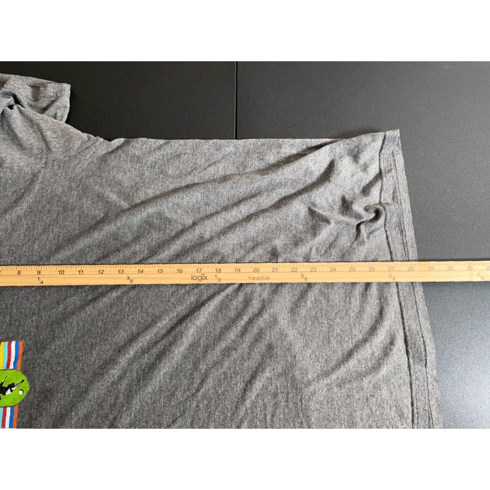 Nike VINTAGE Nike Soccer Print T-Shirt Adult XL Gray/White 90s Made in USA Mens Shirt 50/50 Size US XL / EU 56 / 4 - 6 Thumbnail