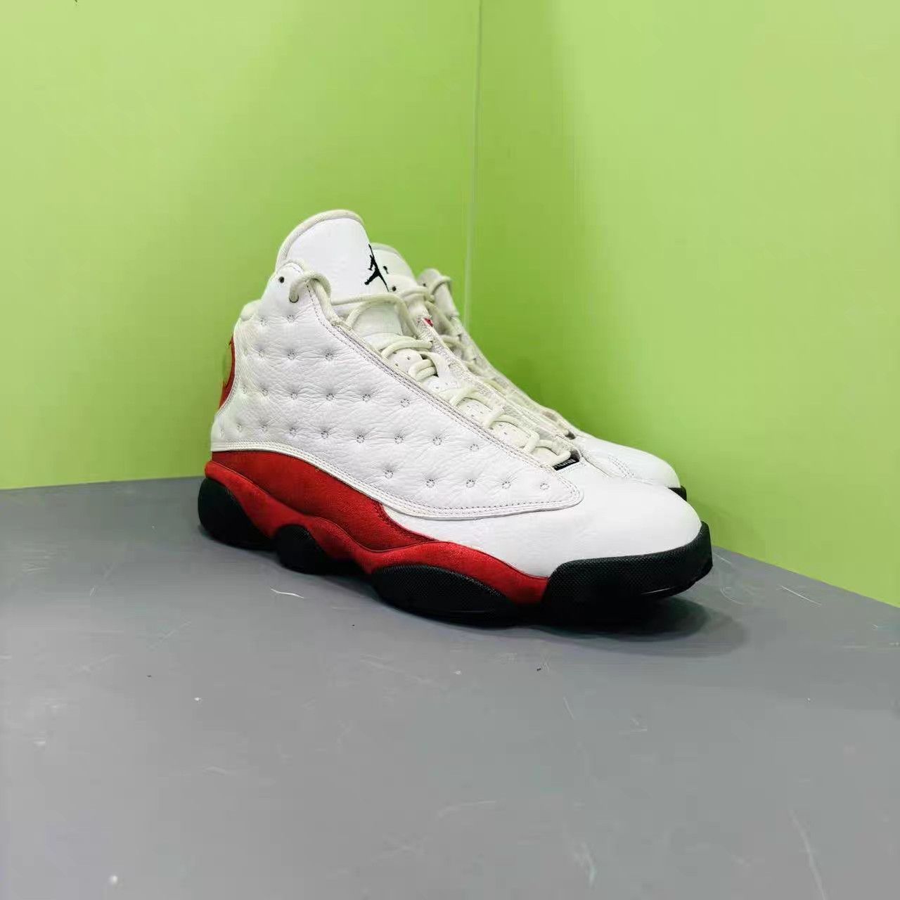 Jordan Brand Air Jordan 13 Mid Top Basketball Shoes K15 Size US 9.5 / EU 42-43 - 3 Thumbnail