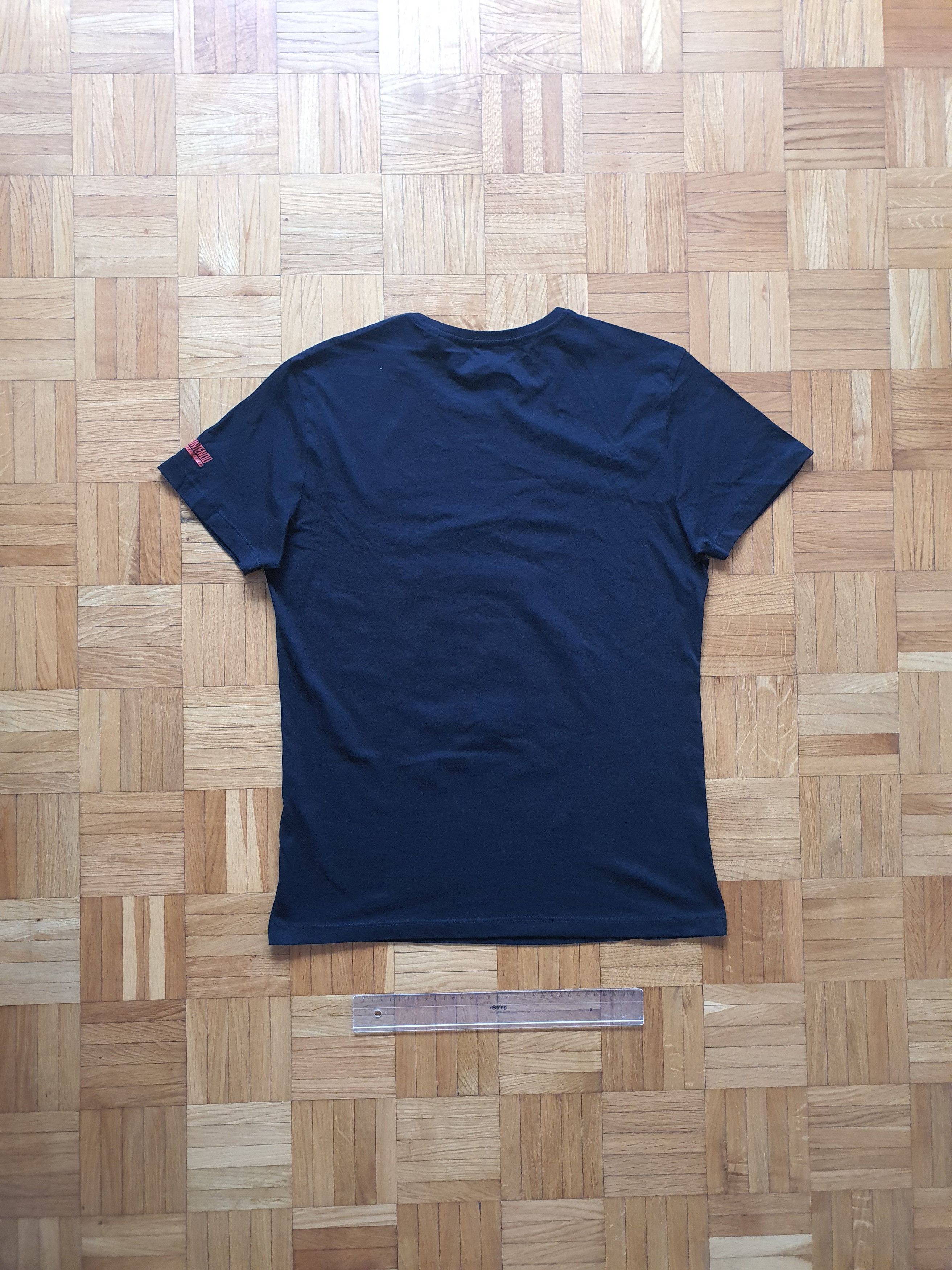 Nintendo BIOWORLD - Super Mario World (SNES) Graphic T-Shirt - 2017 Size US M / EU 48-50 / 2 - 2 Thumbnail
