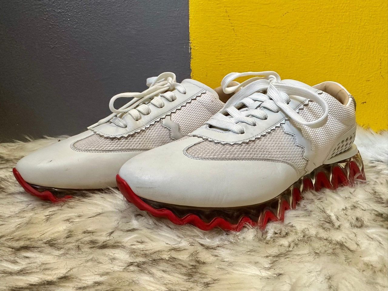 Christian Louboutin Authentic Christian Loboutin Loubishark Bianco Sneakers Size US 10 / EU 43 - 1 Thumbnail