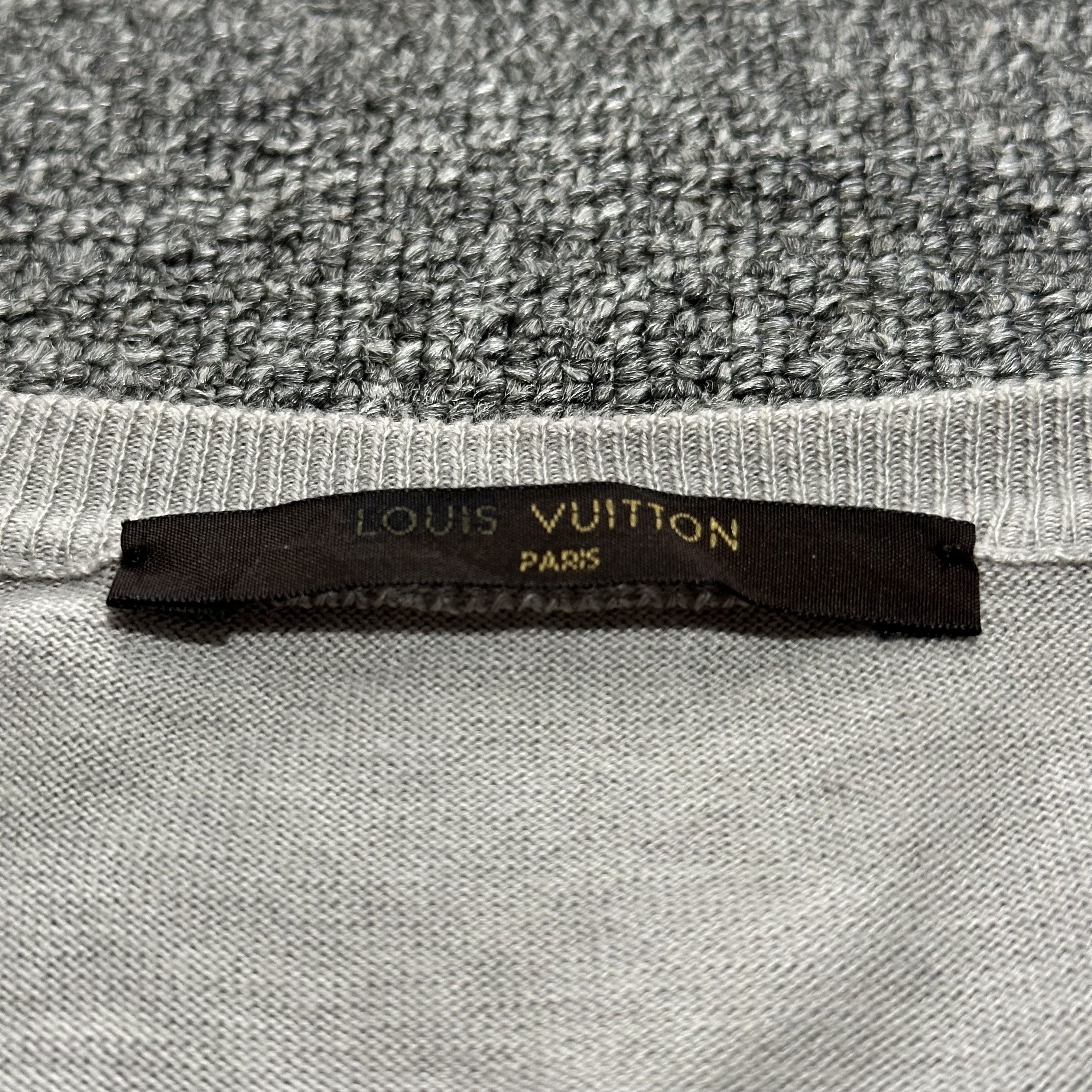 Louis Vuitton Louis Vuitton Vneck Knitwear Size US XS / EU 42 / 0 - 5 Thumbnail