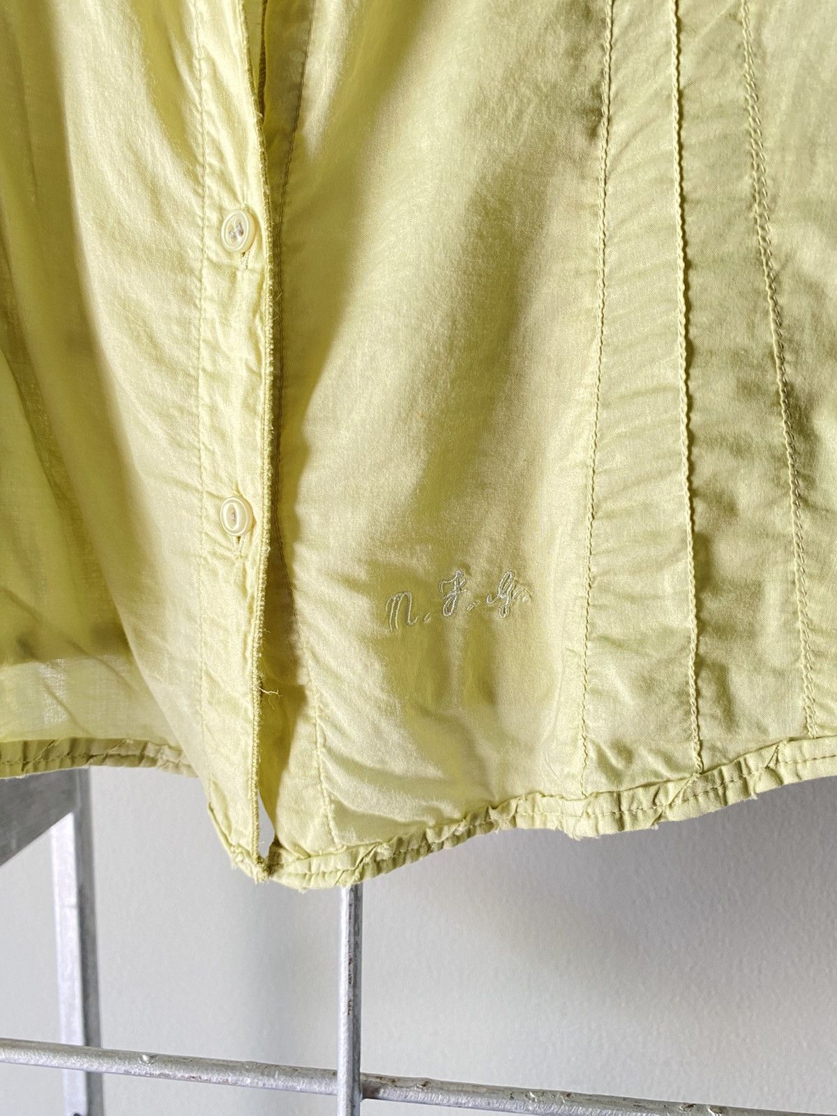 Marithe + Francois Girbaud MARITHE + FRANCOIS GIRBAUD Light Yellow Button-Up Blouse Size ONE SIZE - 13 Thumbnail