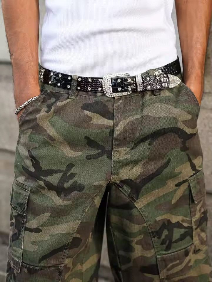 Japanese Brand Cargo distressed camo jorts Size US 32 / EU 48 - 5 Thumbnail