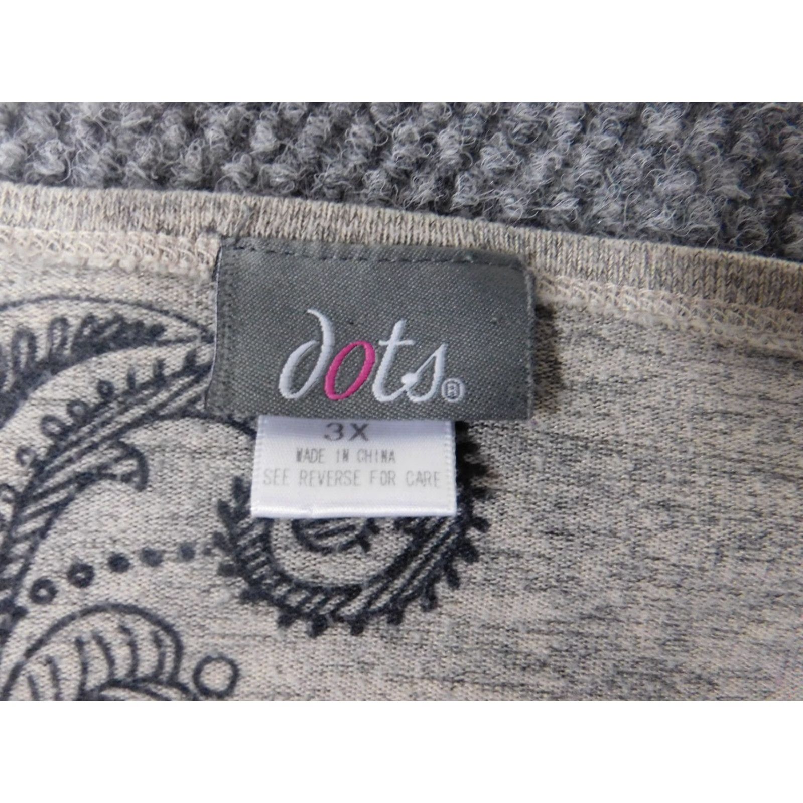Vintage Dots Blouse Womens 3X Plus Gray Floral Short Sleeve Collared Pullover Dolman Button Polyester Lightweight Casual Shirts Womens Size XXL / US 16-18 / IT 52-54 - 4 Thumbnail