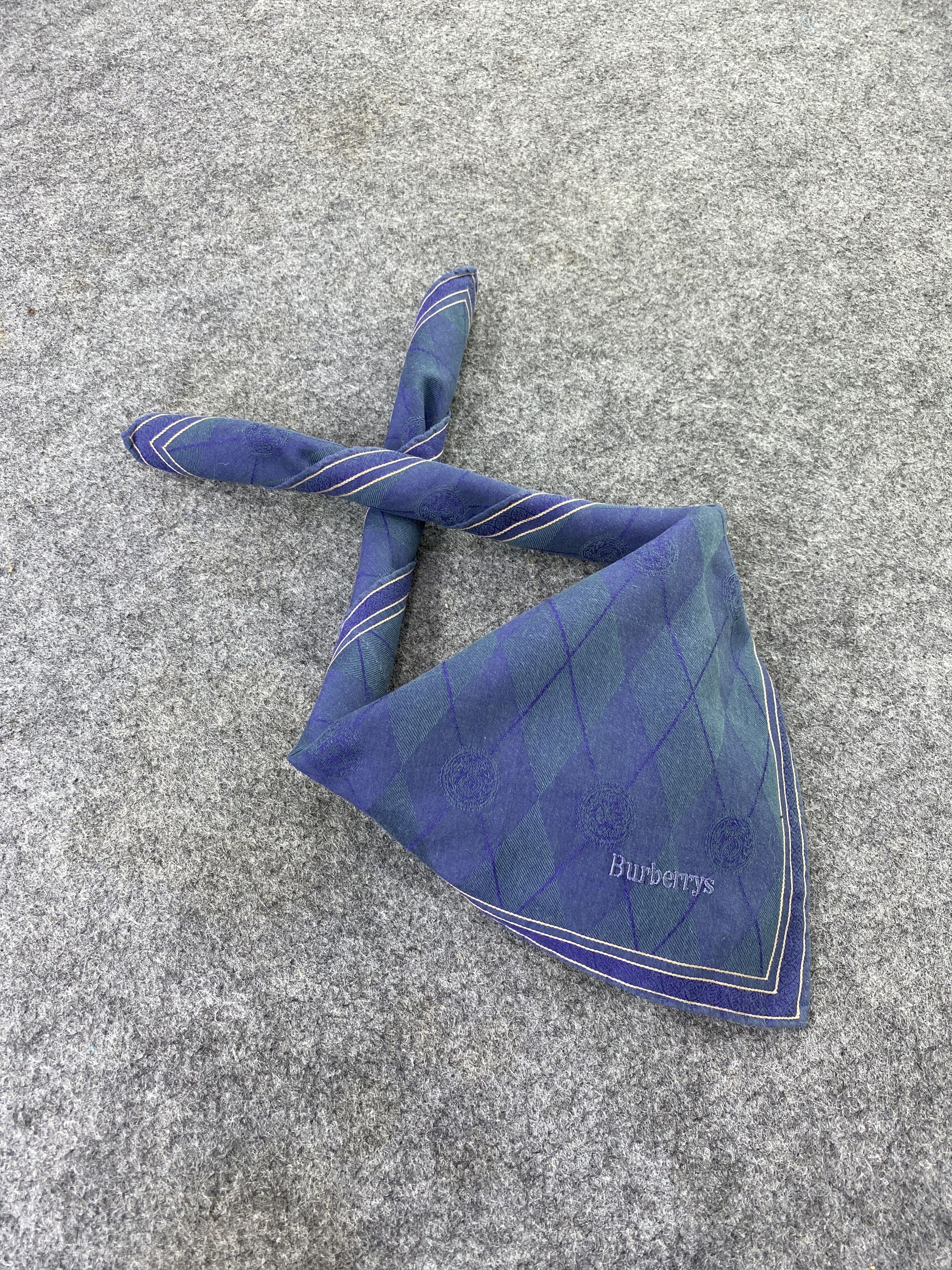 Burberry Vintage Burberrys Handkerchief / Bandana / Neckerchief-B403 Size ONE SIZE - 1 Thumbnail