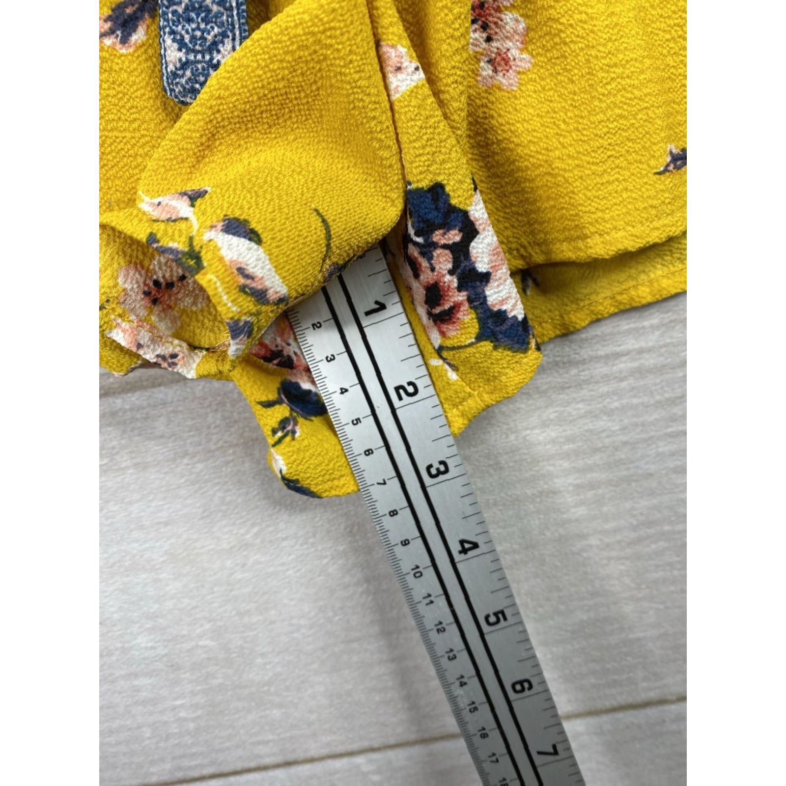Vintage Trixxi Romper Shorts Womens S Yellow Floral Boho One-Piece Shirt? Size 28" / US 6 / IT 42 - 6 Thumbnail