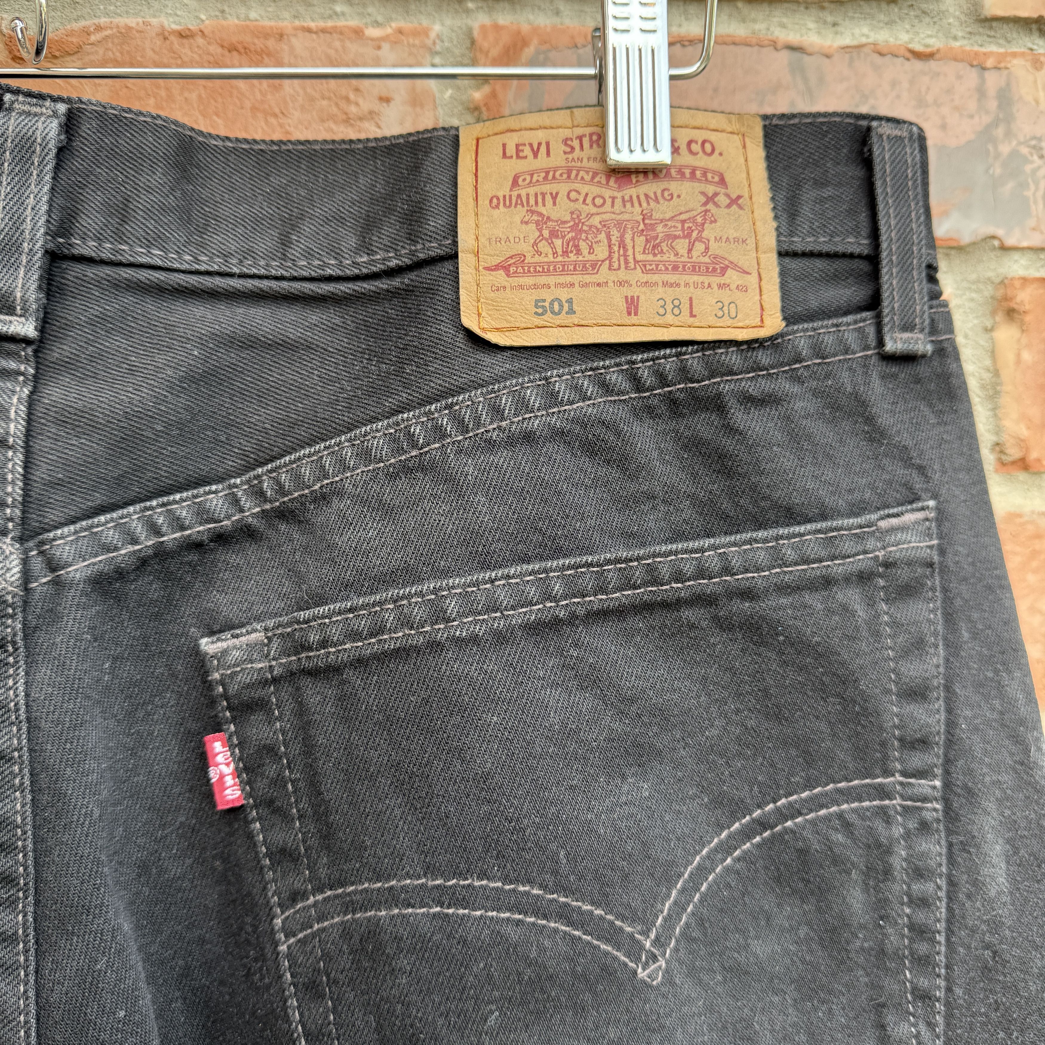 Levi's Vintage Levi's Black Denim Button Fly Jeans 501 Size US 37 - 3 Thumbnail