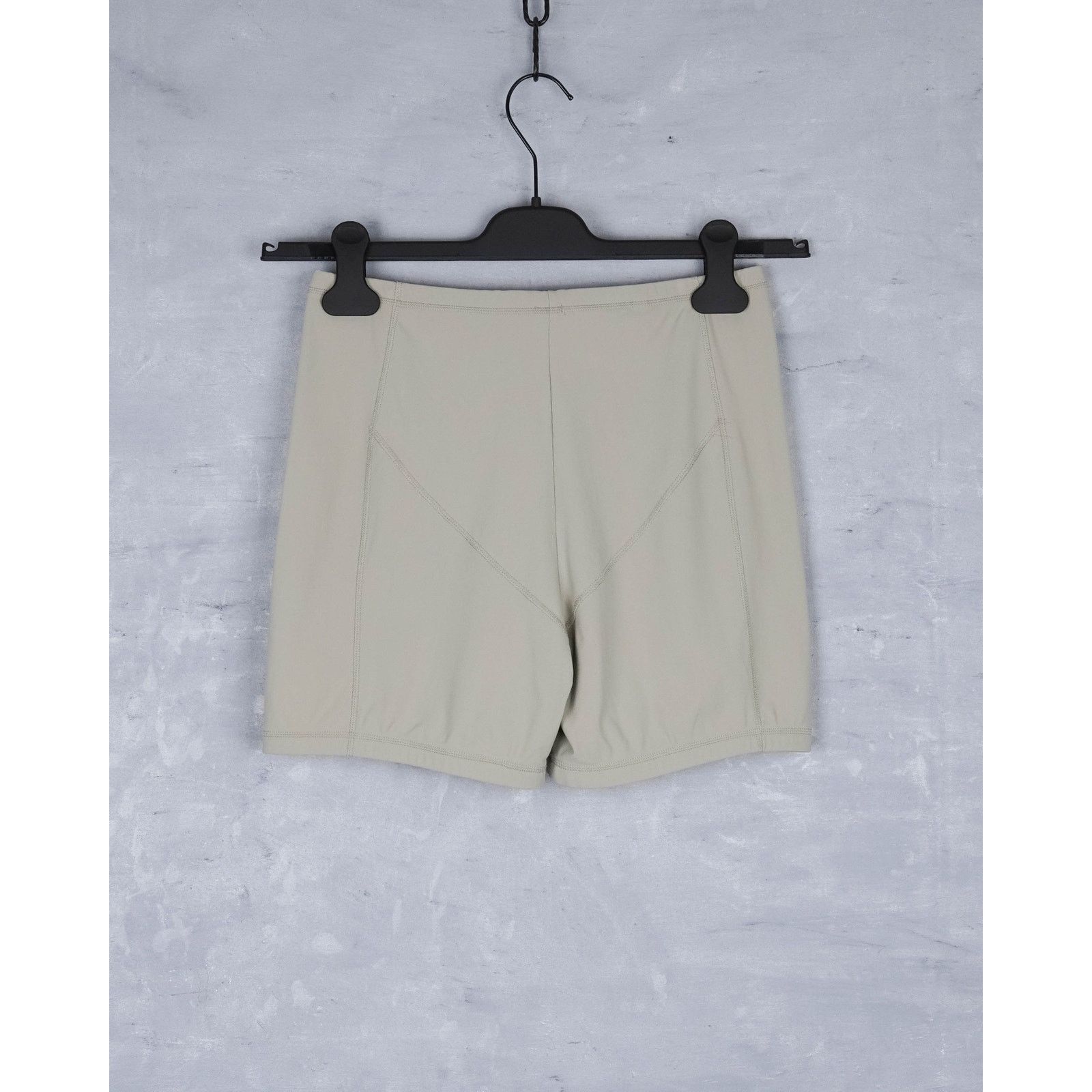 Prada Prada linea rossa beige stretch red logo athletic fit shorts Size US 34 / EU 50 - 4 Thumbnail