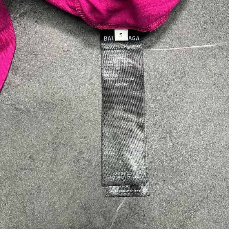Balenciaga Balenciaga Letter Logo Printed Round Neck Tube Short Sleev Size US S / EU 44-46 / 1 - 5 Thumbnail