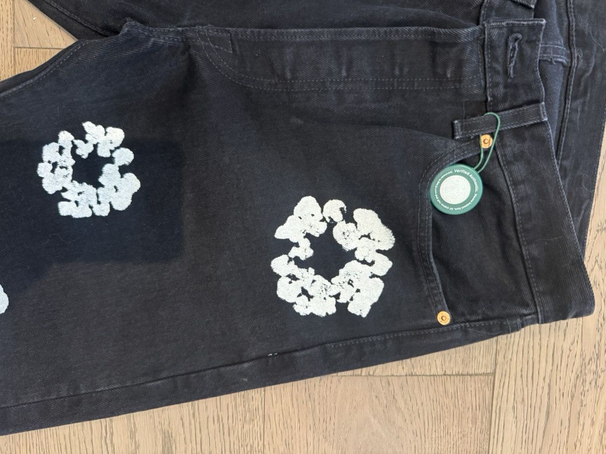 DENIM TEARS × Levi's Denim Tears Cotton Wreath Levi’s 501 – Black (W32) Size US 32 / EU 48 - 13 Thumbnail