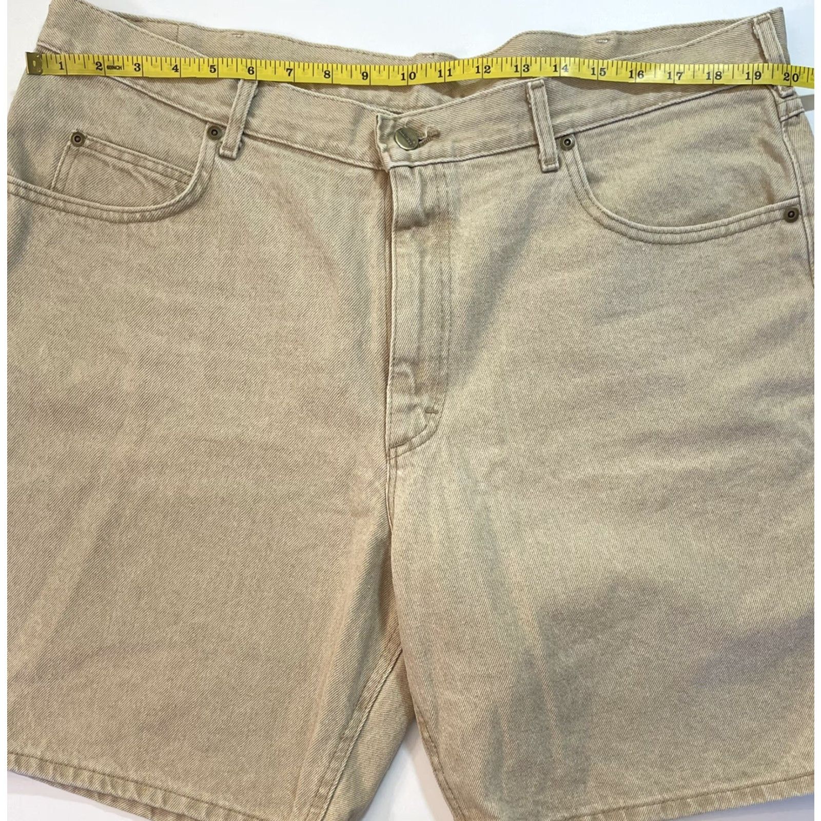 Vintage VINTAGE L.L. Bean Mens 90s USA Tan Denim Jean Shorts Flat Front Hiking Outdoor 42 Shirt/Shorts? Size US 42 / EU 58 - 6 Thumbnail