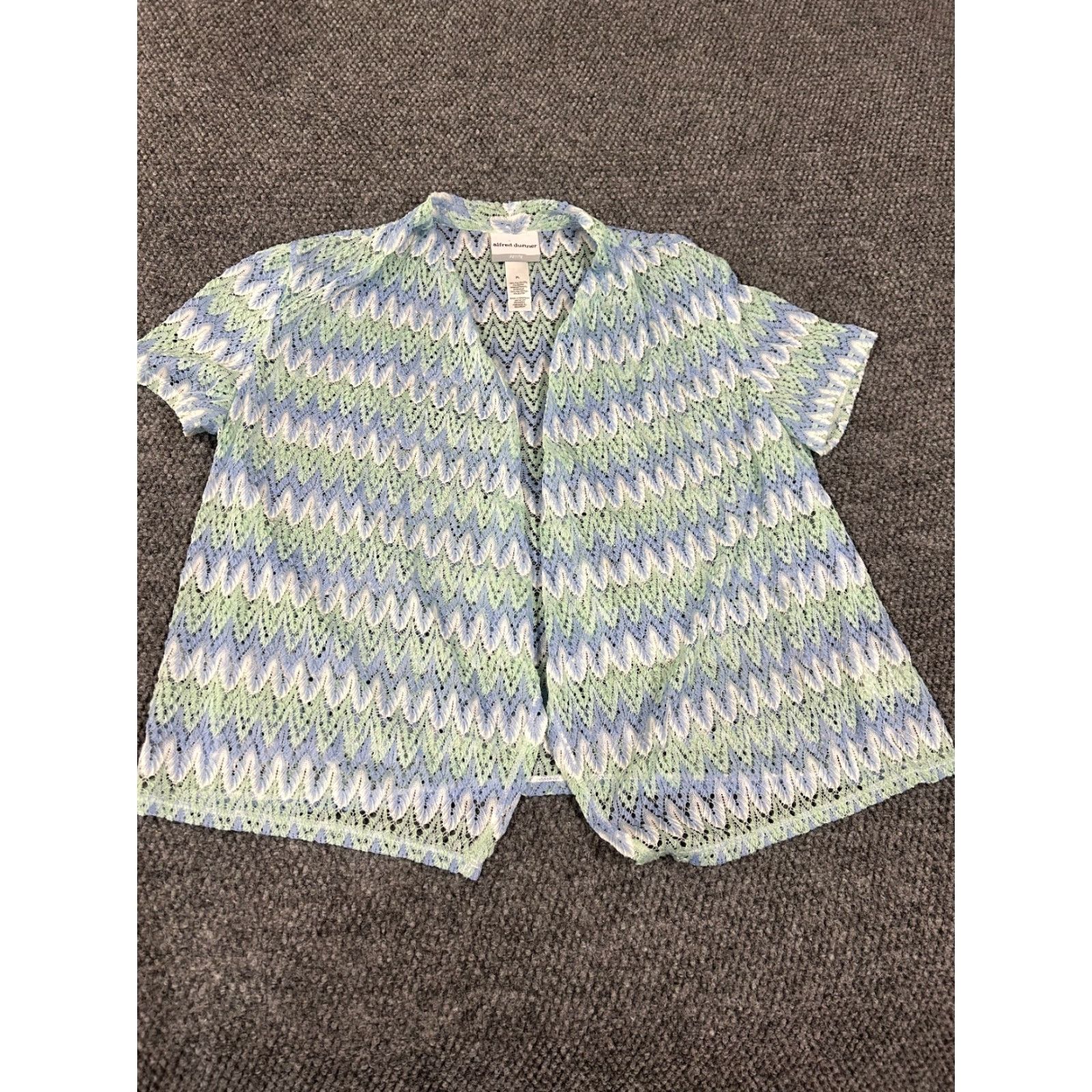 Vintage Alfred Dunner Blouse Womens Petite Large Blue Crochet Lace White Knit Polyester Round Neck Short Sleeve Casual Shirt Size L / US 10 / IT 46 - 2 Thumbnail