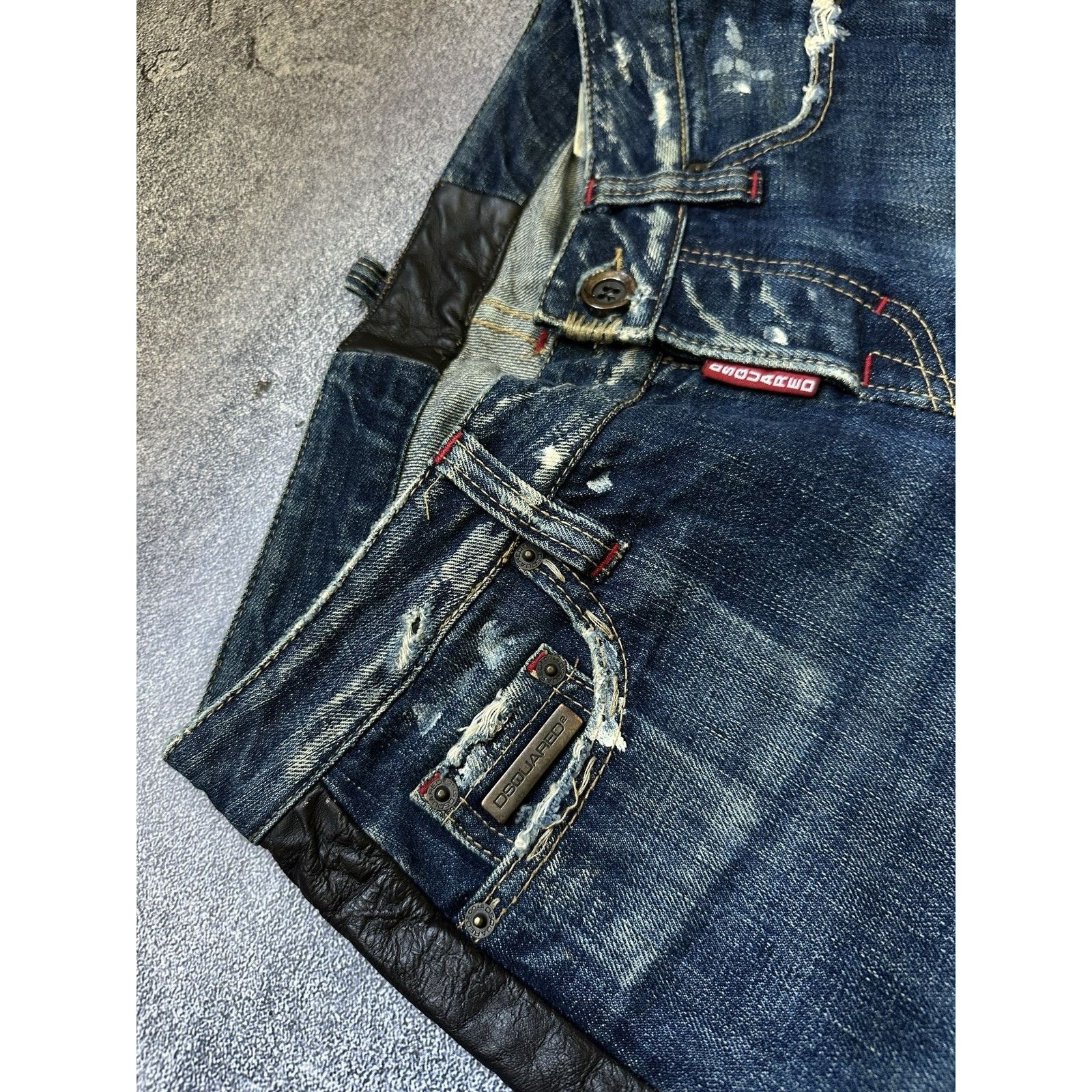 Dsquared2 Vintage Dsquared2 Distressed Leather Inserts Denim Pants Size 30" / US 8 / IT 44 - 5 Thumbnail