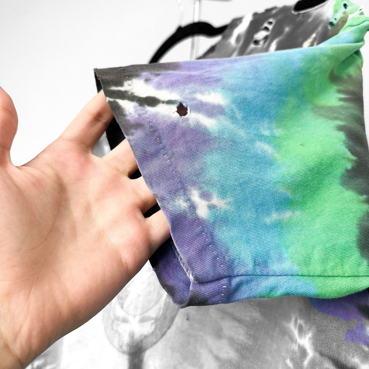 Grateful Dead 90’s THRASHED Grateful Dead Tie-Dye T-Shirt Size US L / EU 52-54 / 3 - 6 Thumbnail