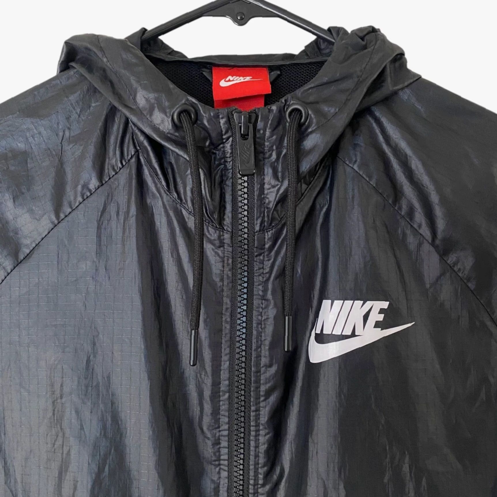 Nike Nike Windrunner Full-Zip Jacket Black & White Women's Small Windbreaker Hoodie Size S / US 4 / IT 40 - 5 Thumbnail