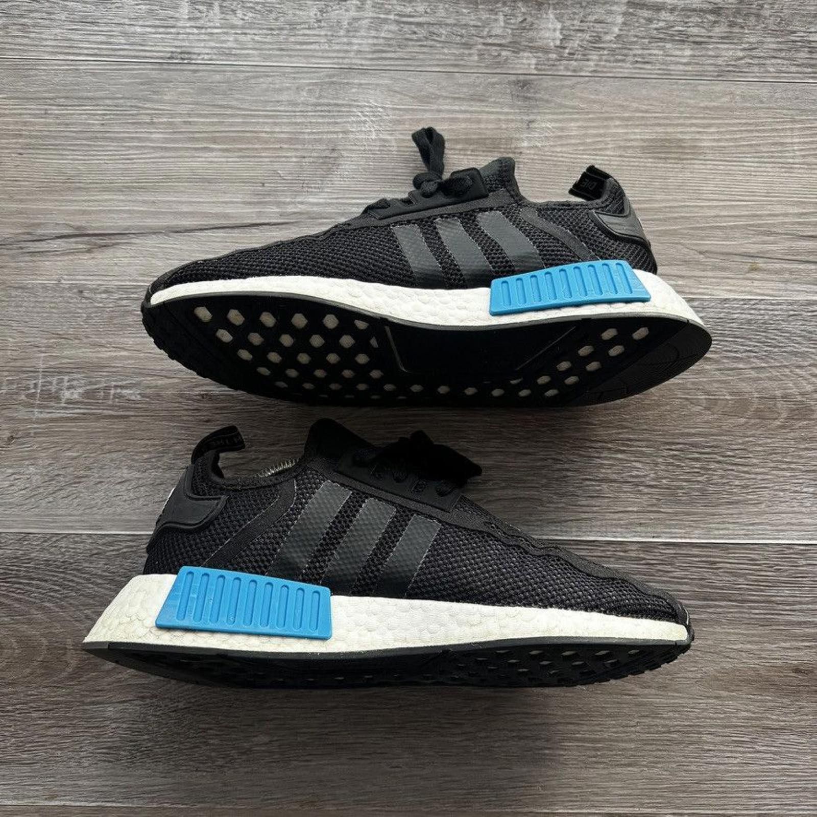 Adidas adidas • NMD_R1 "Core Black" (9M) Size US 9 / EU 42 - 3 Thumbnail