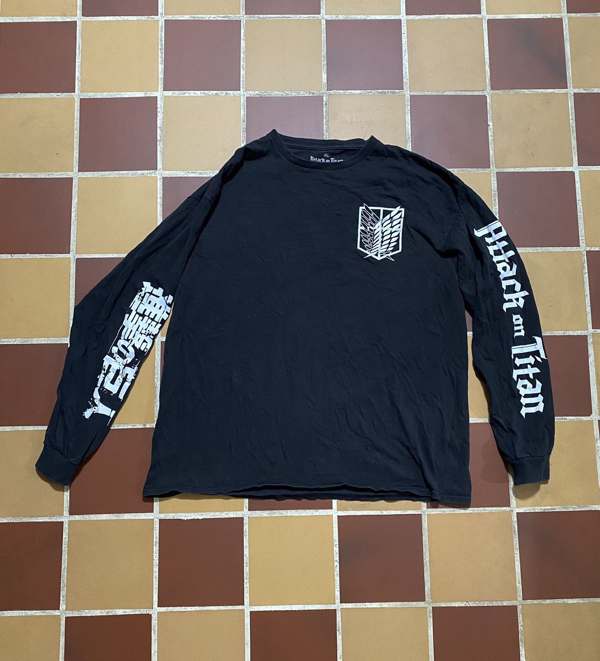 Vintage Rare Attack On Titan Long Sleeve Size US XL / EU 56 / 4 - 1 Thumbnail
