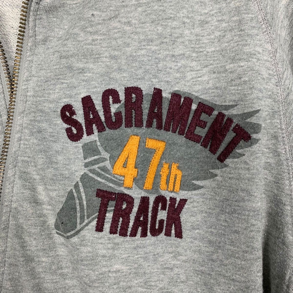 Champion Repro Vtg CHAMPION Sacrament 47th Track Sweater #2205-C97 Size US L / EU 52-54 / 3 - 15 Thumbnail