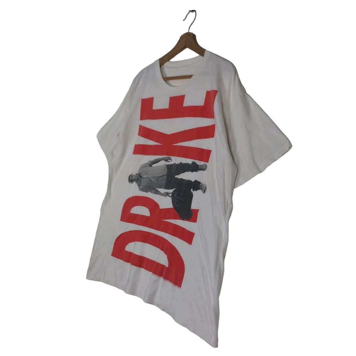 Band Tees 🔥Vtg Drake Short Sleeve T-Shirt Big Logo Size US M / EU 48-50 / 2 - 2 Thumbnail
