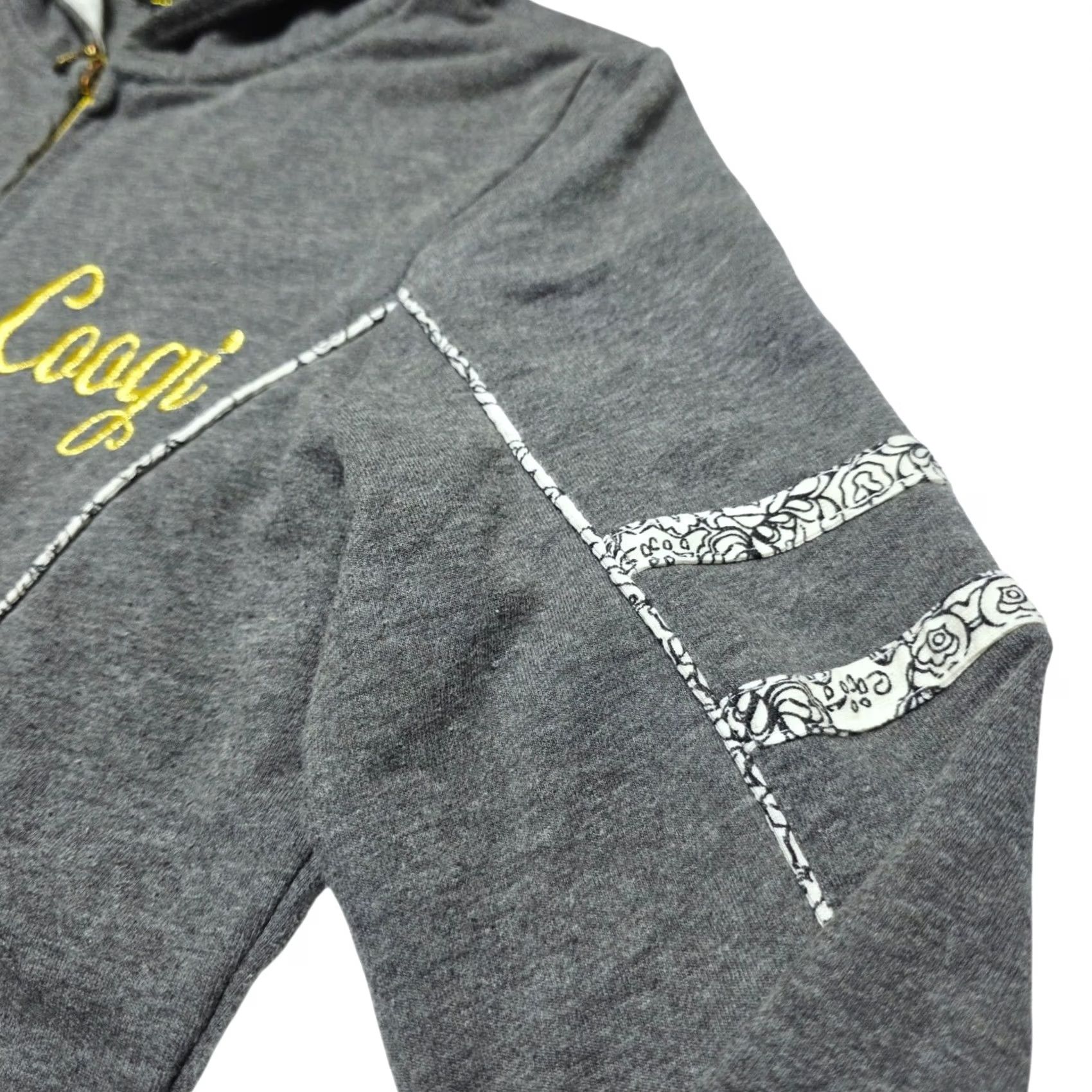 Coogi VINTAGE Coogi Hoodie Sweatshirt Women's M Heather Grey Full Zip Size M / US 6-8 / IT 42-44 - 3 Thumbnail