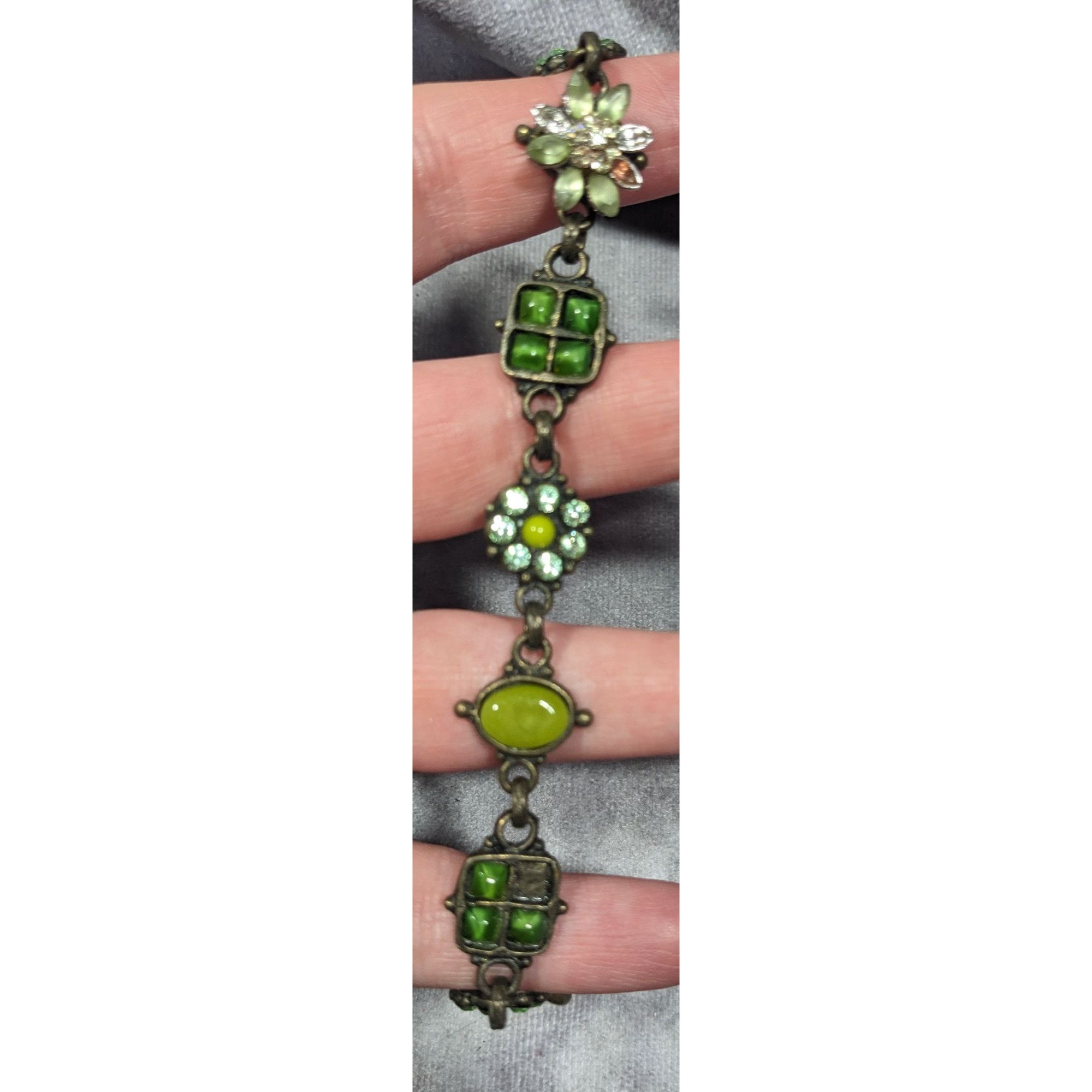 Other Vintage Franck Herval Green Cottagecore Floral Bracelet Made Size ONE SIZE - 8 Thumbnail