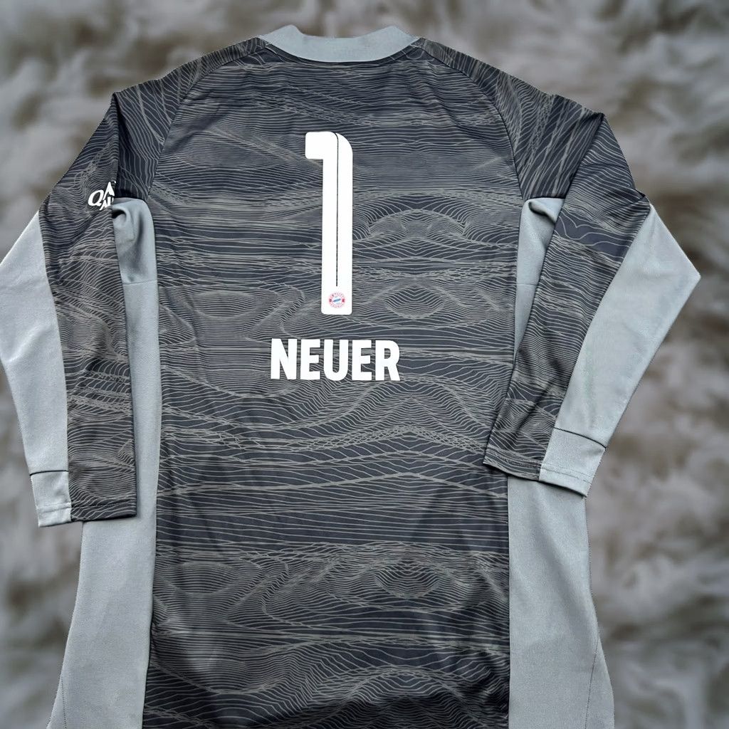 Adidas × Vintage Japan goal keeper 1999/2000 jersey football long
