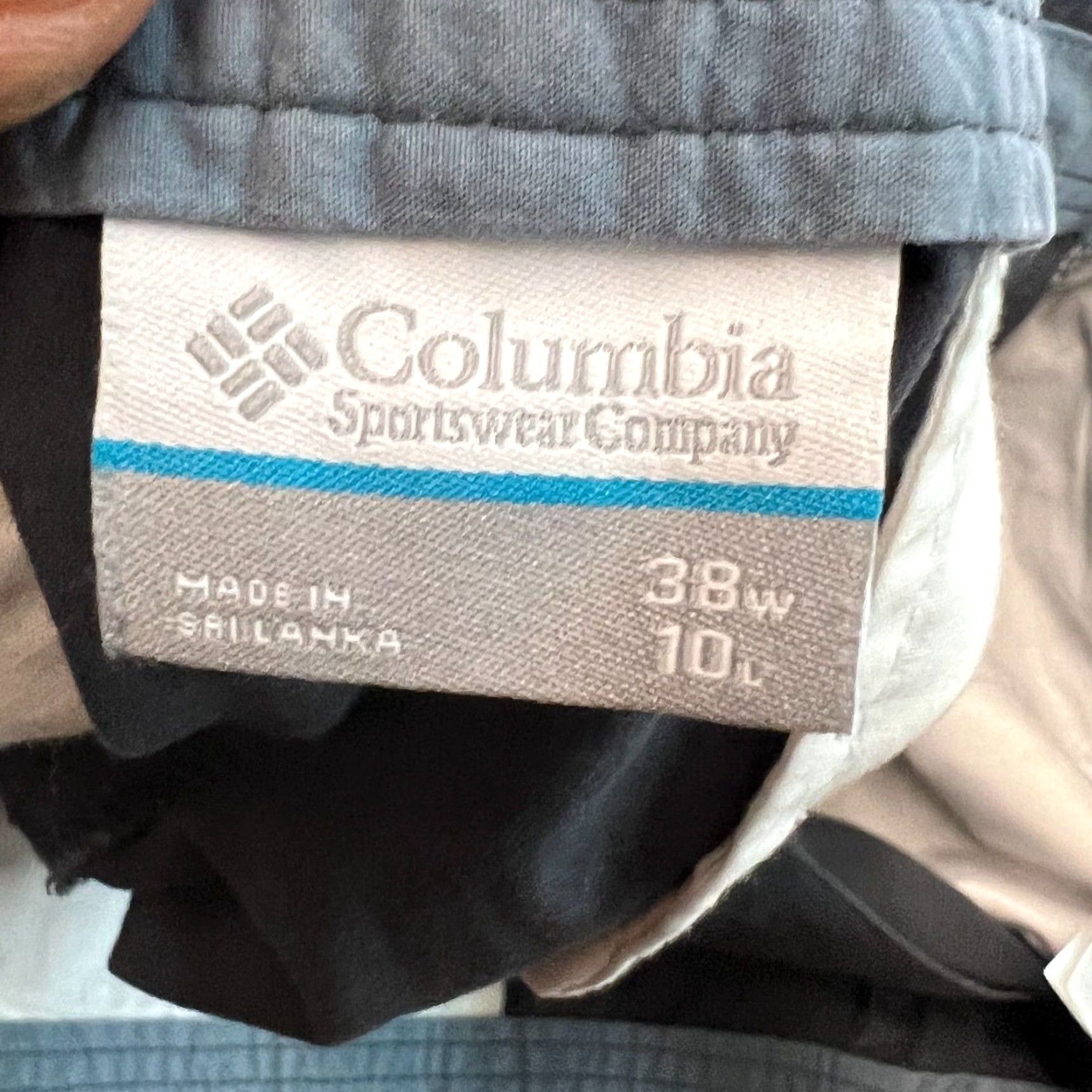 Vintage Columbia Mens Flat Front Regular Fit Gray Chino Shorts Size 38 Inseam 10 in SlasP Pockets Shorts Mens Regular 38 Gray Size US 38 / EU 54 - 5 Thumbnail