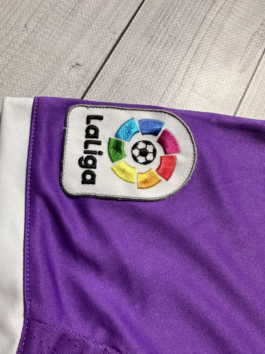 Adidas Vintage Adidas Real Madrid purple soccer jersey size S Size US S / EU 44-46 / 1 - 5 Thumbnail