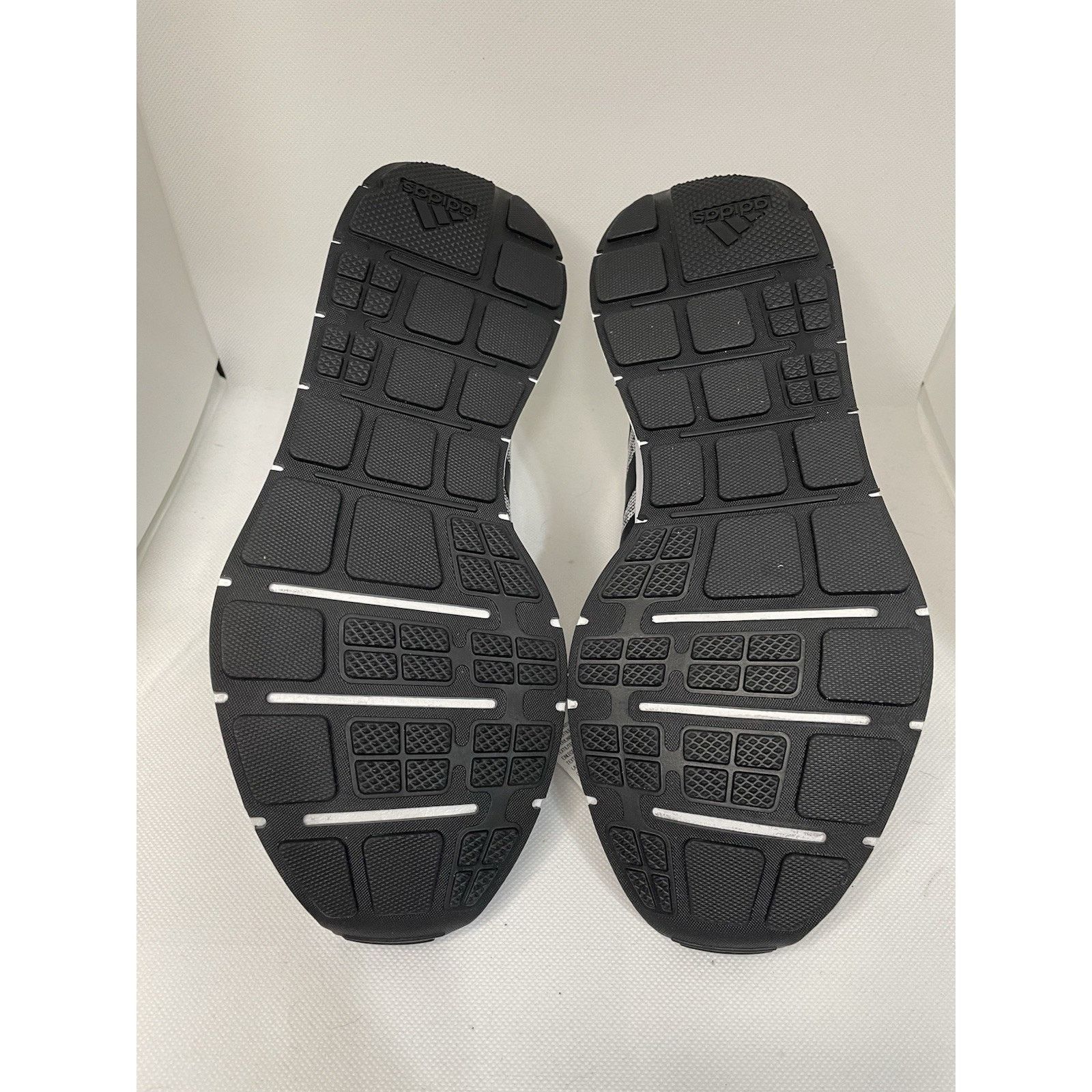 Adidas BNWT Adidas Swift Run 1.0 Black White - Mens 8.5 Size US 8 / EU 41 - 9 Thumbnail
