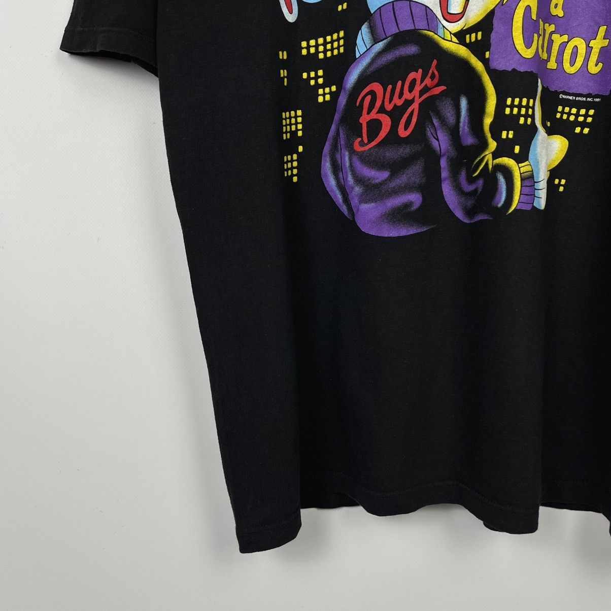 Warner Bros Vintage Warner Bros Bugs Bunny T Shirt 1991 Size US XL / EU 56 / 4 - 4 Thumbnail
