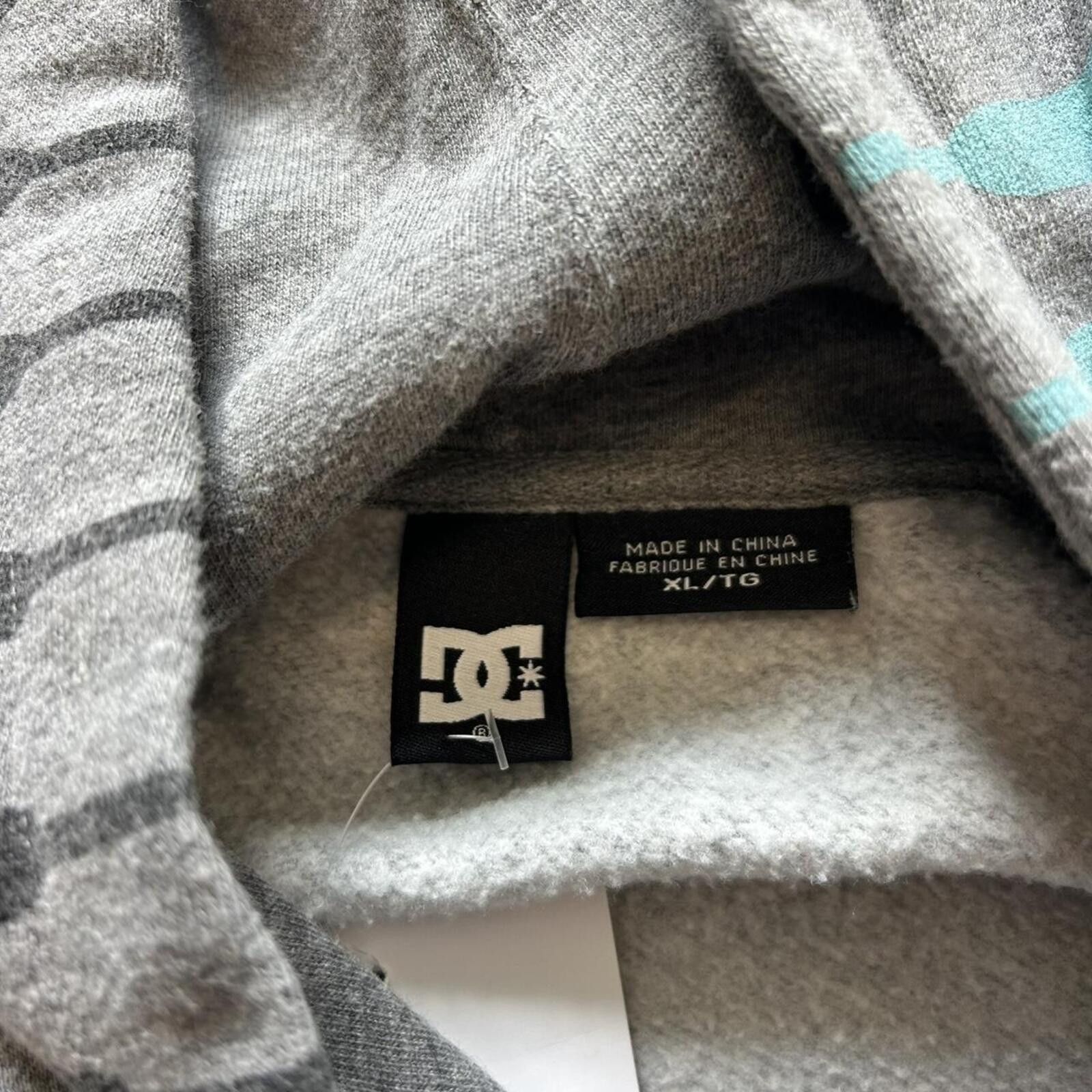 Other Vintage y2k DC Shoes Graphic Hoodie Sweatshirt size XL Size US XL / EU 56 / 4 - 4 Thumbnail