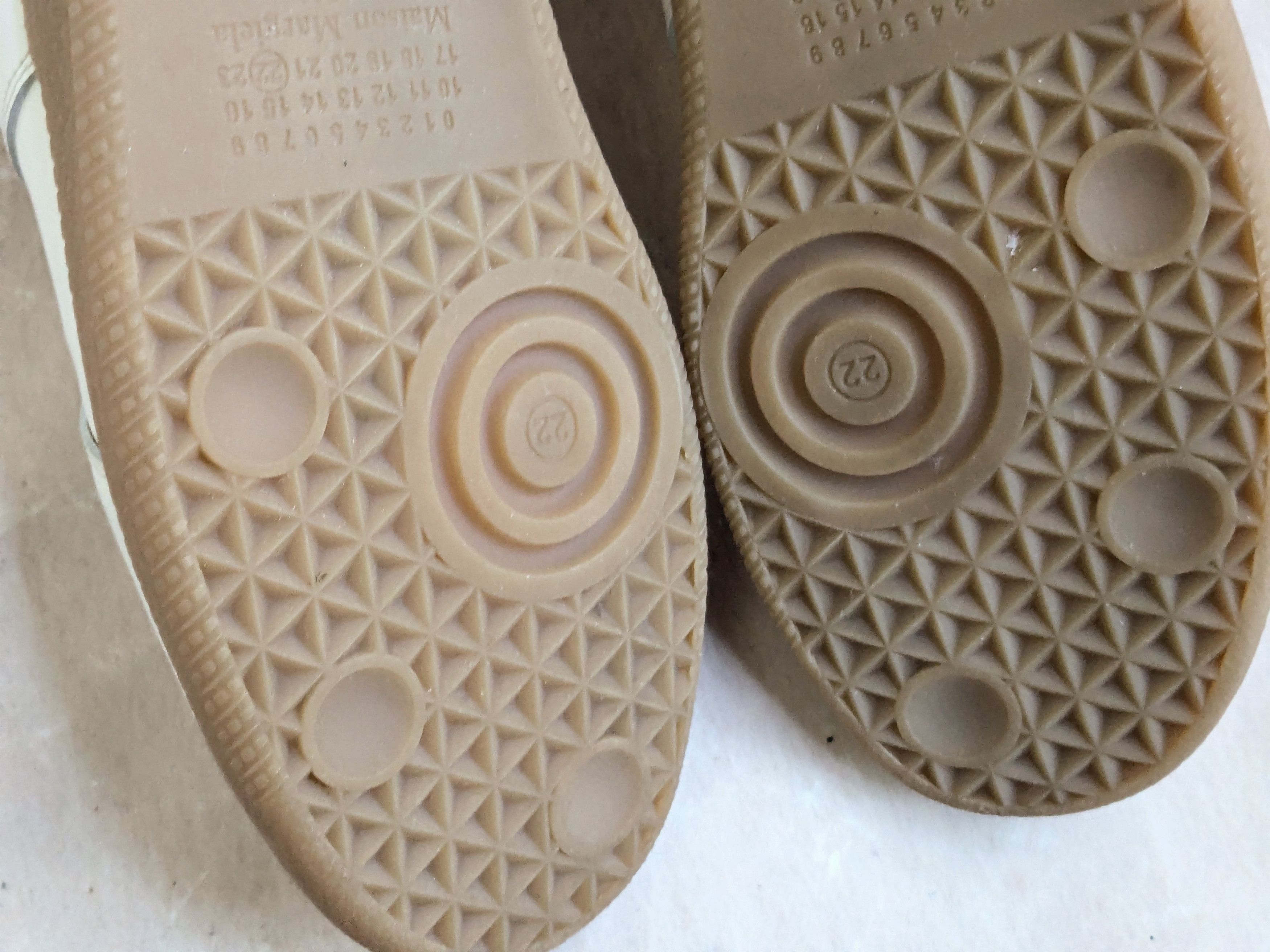 Maison Margiela Maison Margiela Replica GAT Cream White 8 41 Low Tops Gum Size US 8 / EU 41 - 17 Thumbnail