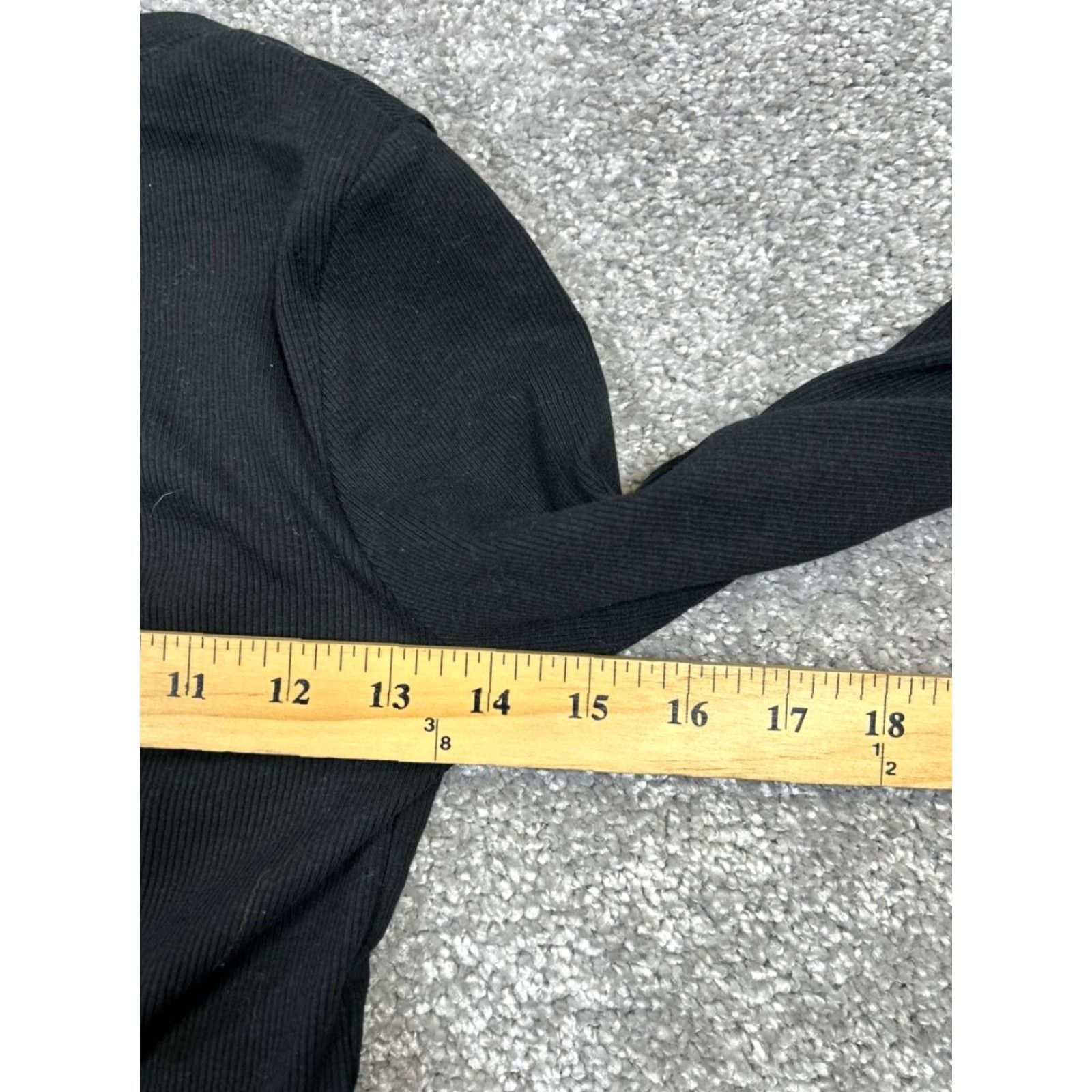 Zara VINTAGE Zara Womens Sweater Cardigan Long Sleeve Black Knit V-Neck Casual Fall Winter S Size S / US 4 / IT 40 - 6 Thumbnail