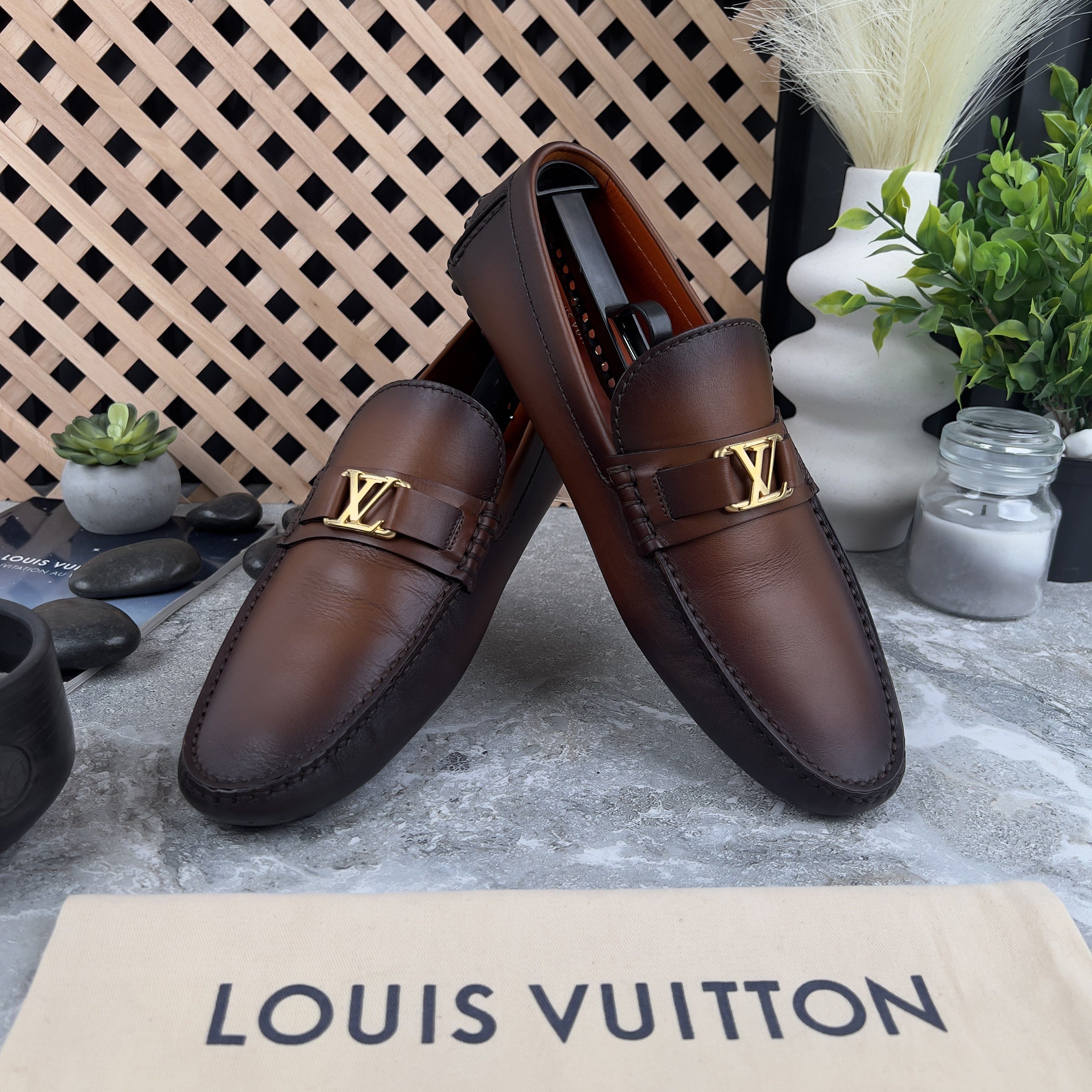Louis Vuitton Hockenheim Driving Moccasin Patina Brown Leather Size US 9 / EU 42 - 1 Thumbnail