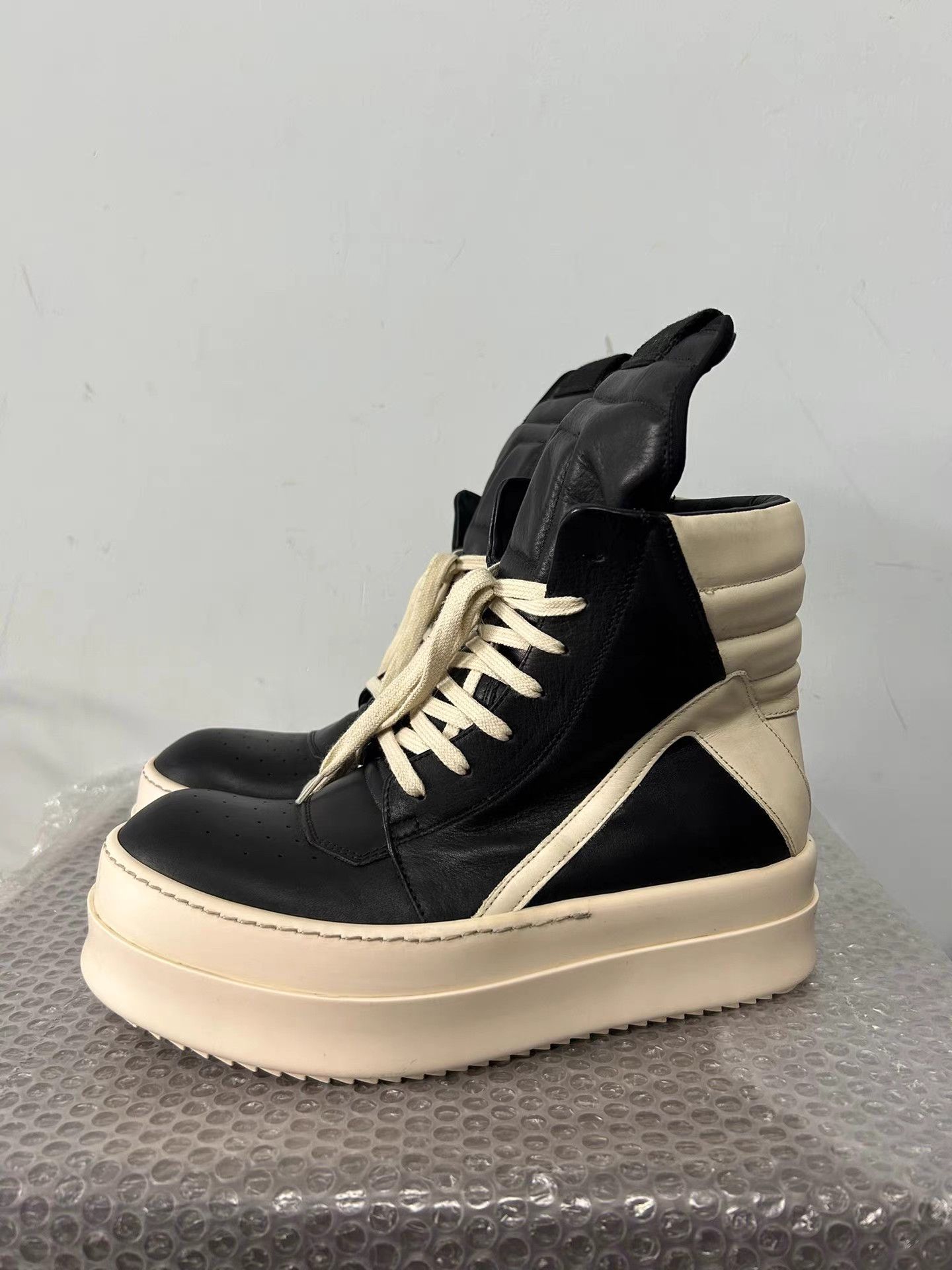 Rick Owens Rick Owens Mainline Thick Sole Reverse Triangle Sneakers Size US 8 / EU 41 - 1 Thumbnail