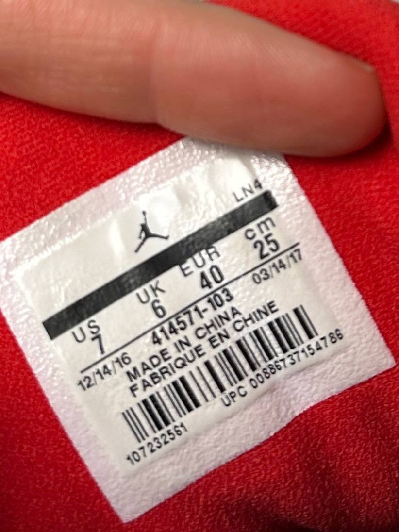 Jordan Brand Nike Air Jordan 13 Retro White Size US 7 / EU 40 - 17 Thumbnail