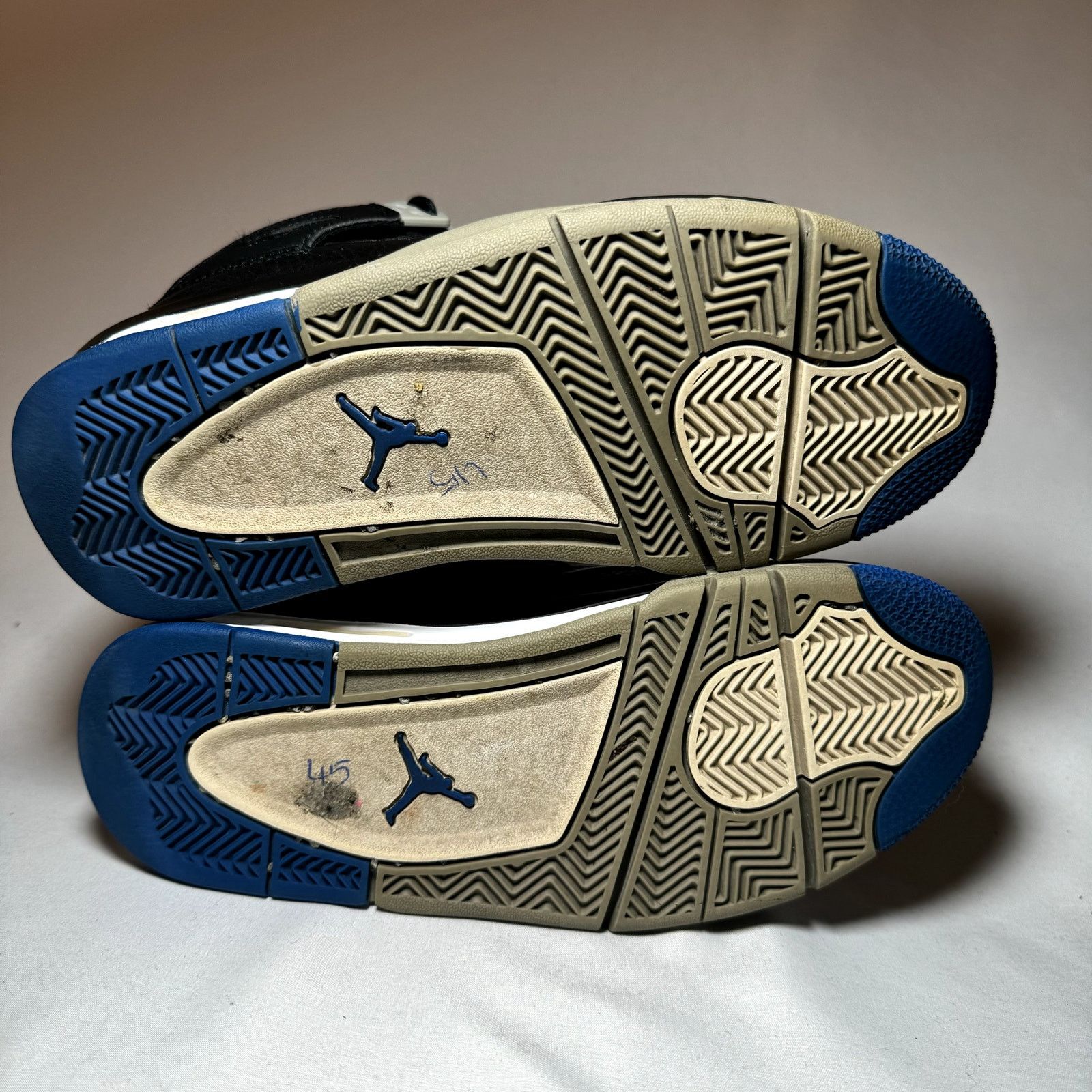 Jordan Brand × Nike Size 6.5 - Nike Air Jordan 4 Retro BG Motorsports Alternate Size US 6.5 / EU 39-40 - 6 Thumbnail
