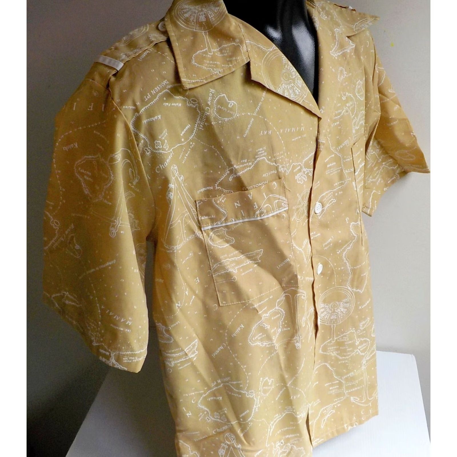 Jantzen VINTAGE JANTZEN SHIRT Hawaiian Print Beige/Ivory SS Hawaii Map Print Shirt L Regular Short Sleeve Men's Size US L / EU 52-54 / 3 - 4 Thumbnail