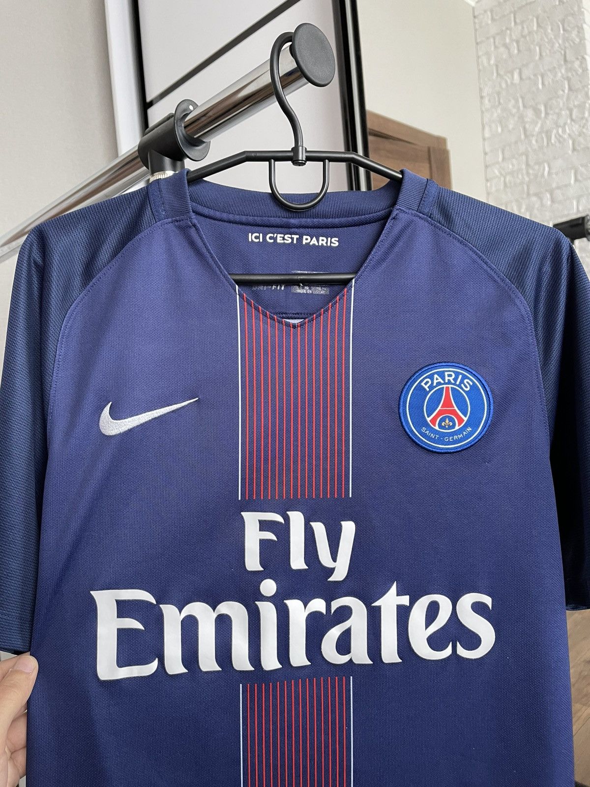 Nike 2016/2017 Nike Paris Saint Germain PSG Soccer Jersey T-Shirt Size US M / EU 48-50 / 2 - 5 Thumbnail
