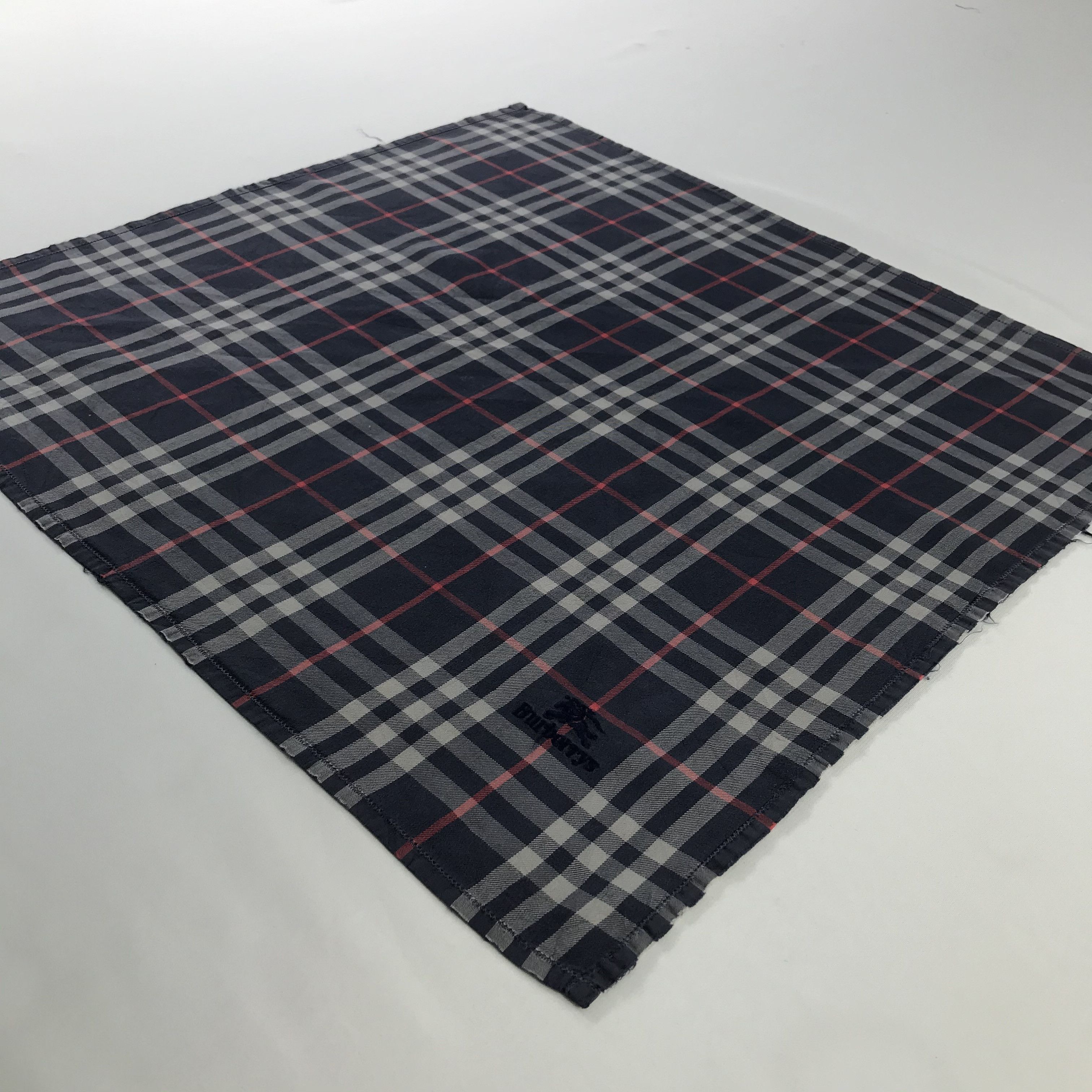 Burberry × Vintage Burberry Bandana / Handkerchief / Neckerchief - S776 Size ONE SIZE - 2 Thumbnail