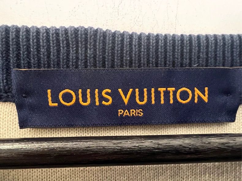 Louis Vuitton Louis Vuitton Gradient full logo sweater Size US XL / EU 56 / 4 - 6 Thumbnail